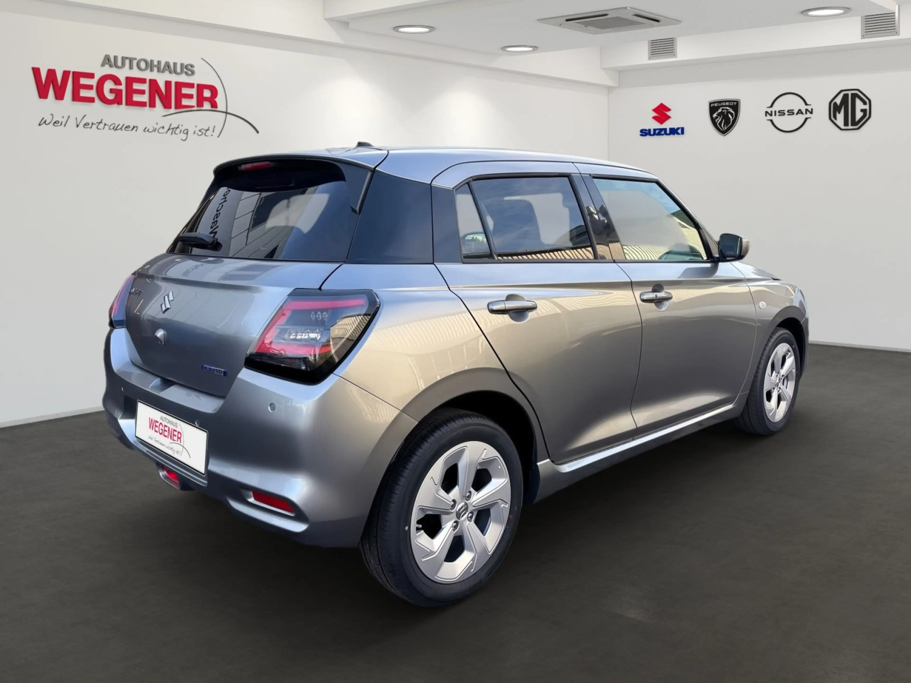 Suzuki Swift SWIFT COMFORT CVT HYBRID — photo 3