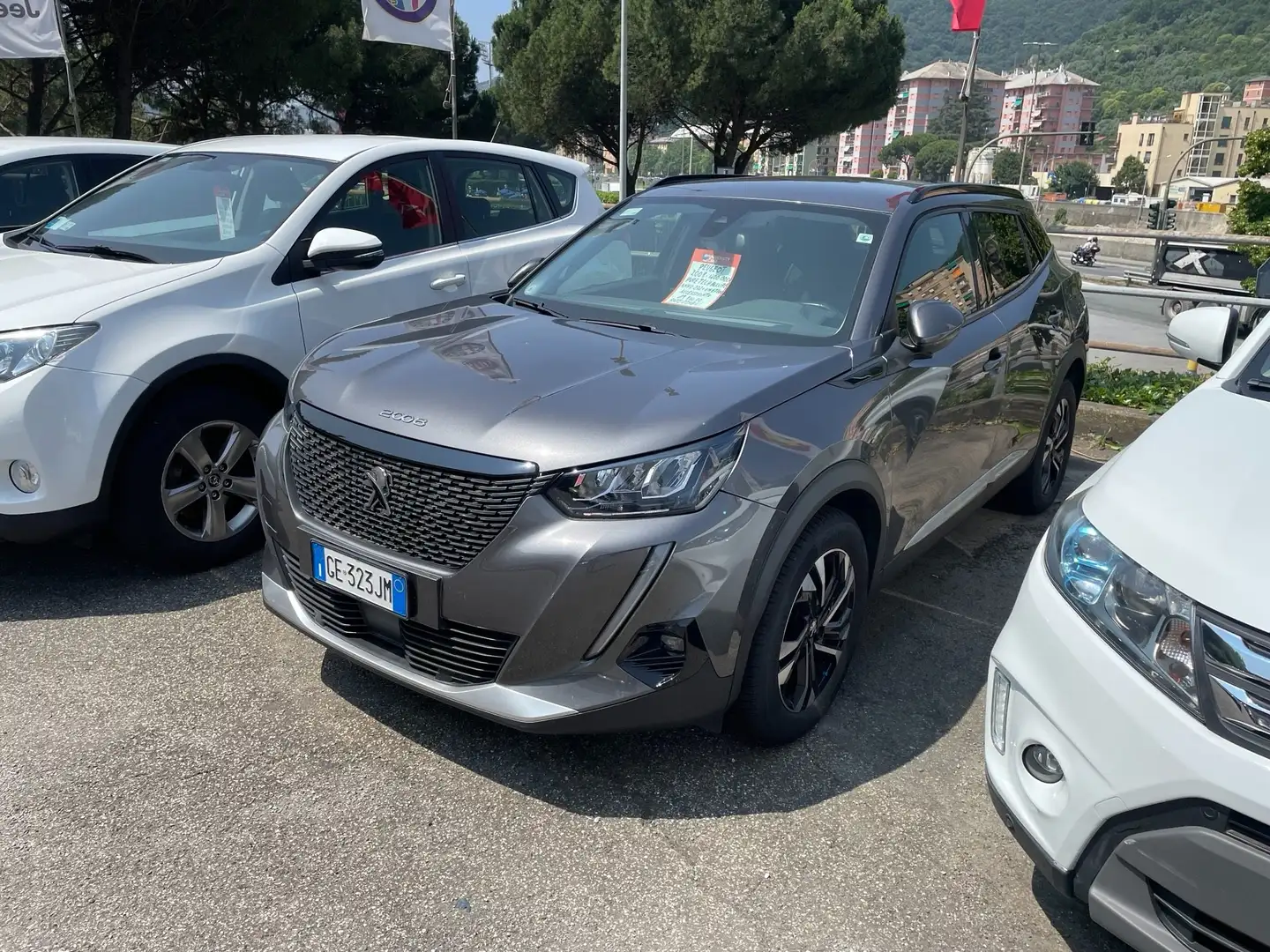 Peugeot 2008 2008 1.2 puretech Allure Navi Pack s Grigio - 2