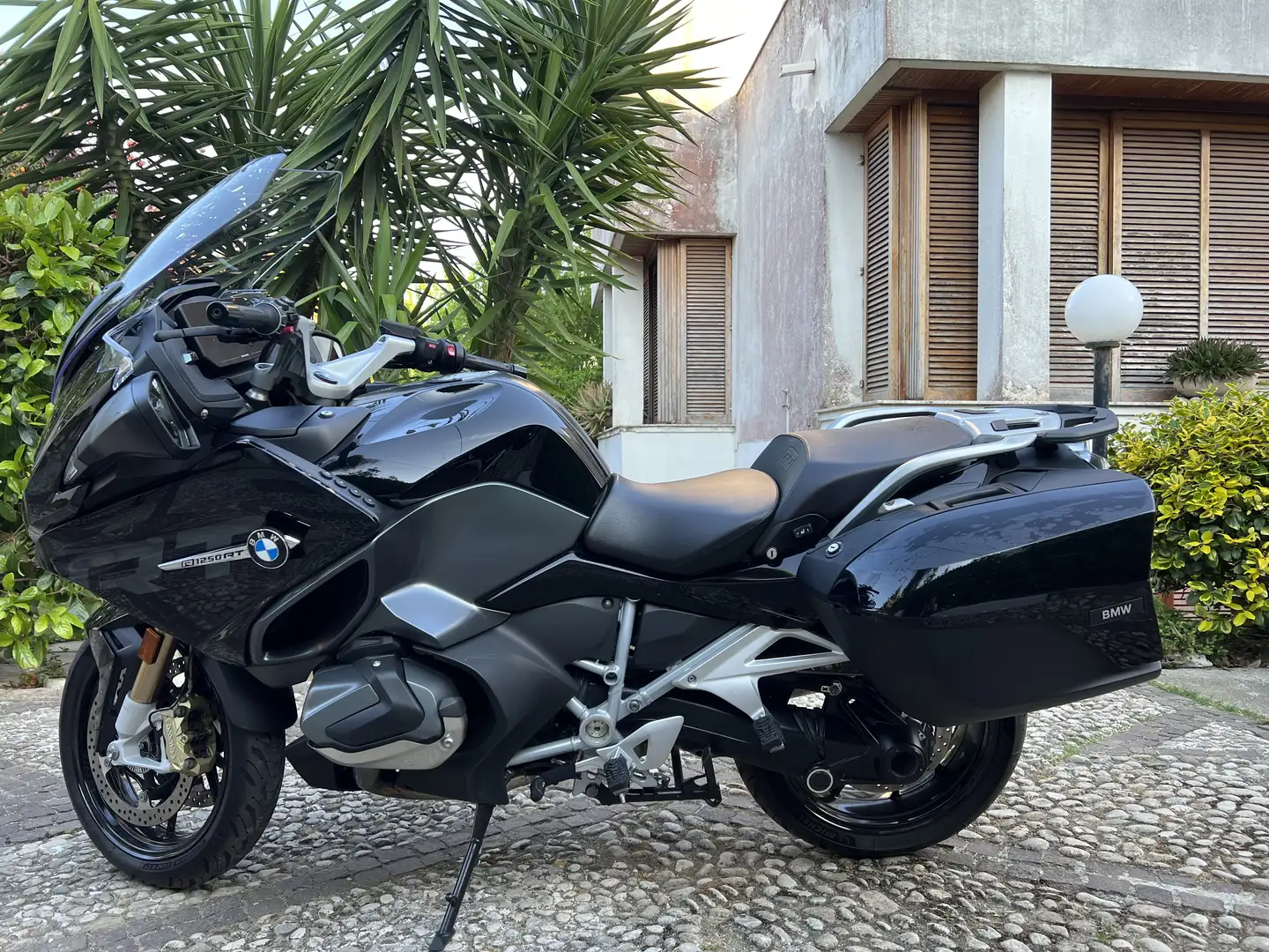 BMW R 1250 RT Triple Black - 2