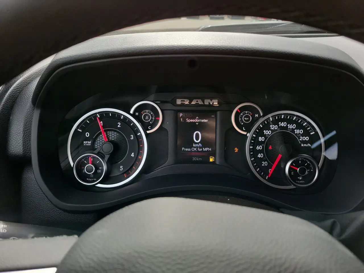 RAM 3500 снимка RAM 3500