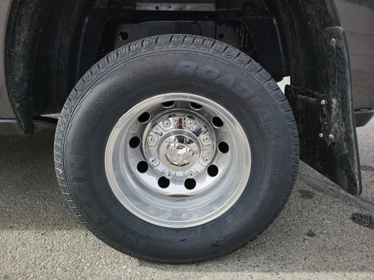 RAM 3500 снимка RAM 3500