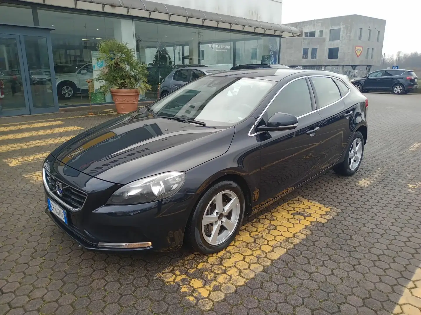 Volvo V40 V40 II 2012 2.0 d3 Momentum geartronic - 1