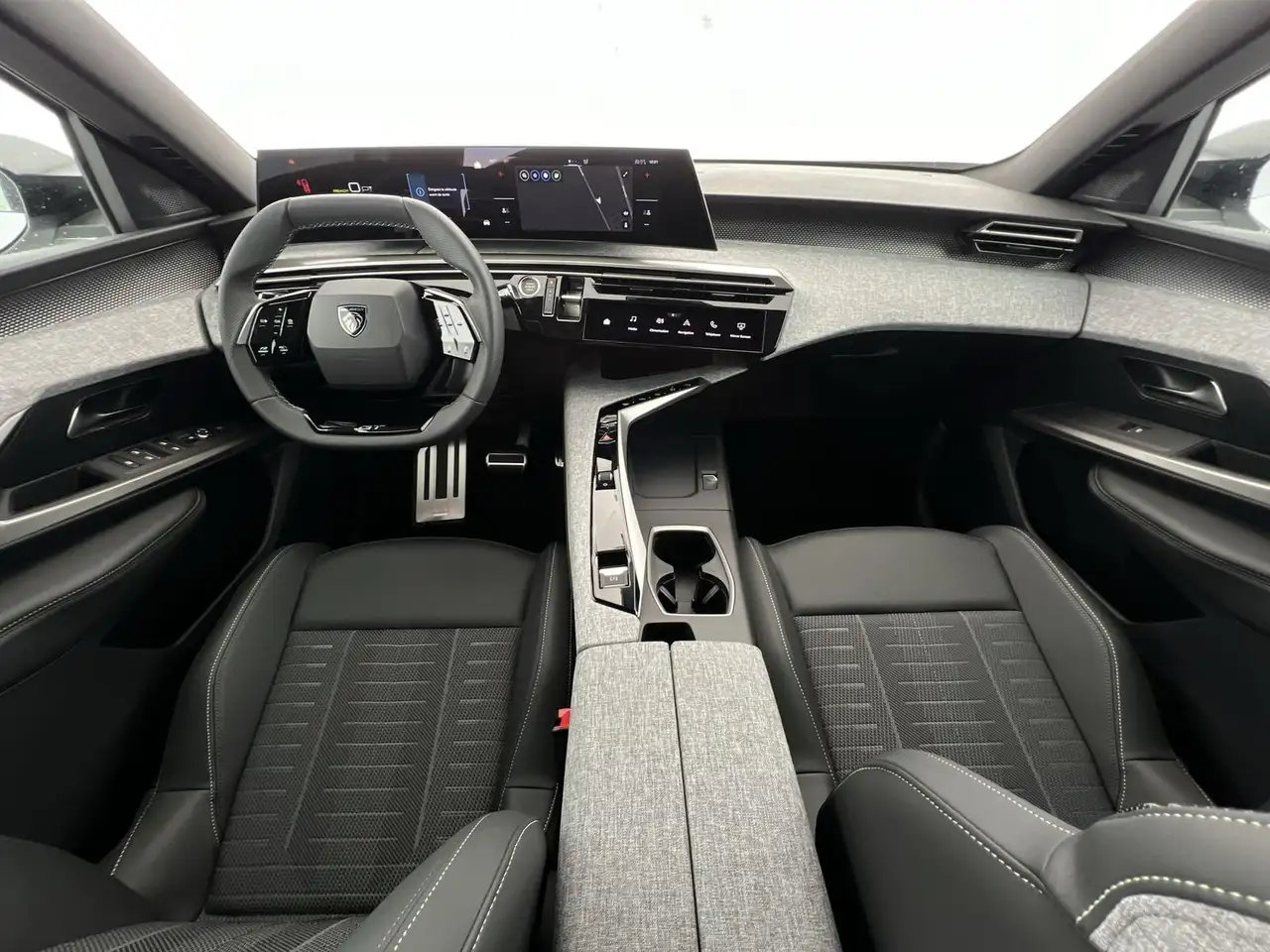 Peugeot 5008 E-5008 GT*NAVI*SHZ*360°K*uvm 6