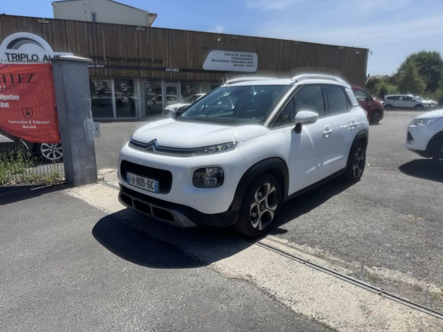 Citroen C3 Aircross 1.5 BlueHDi - 100 S\u0026S Shine Gps + Clim + Came Blanc - 1