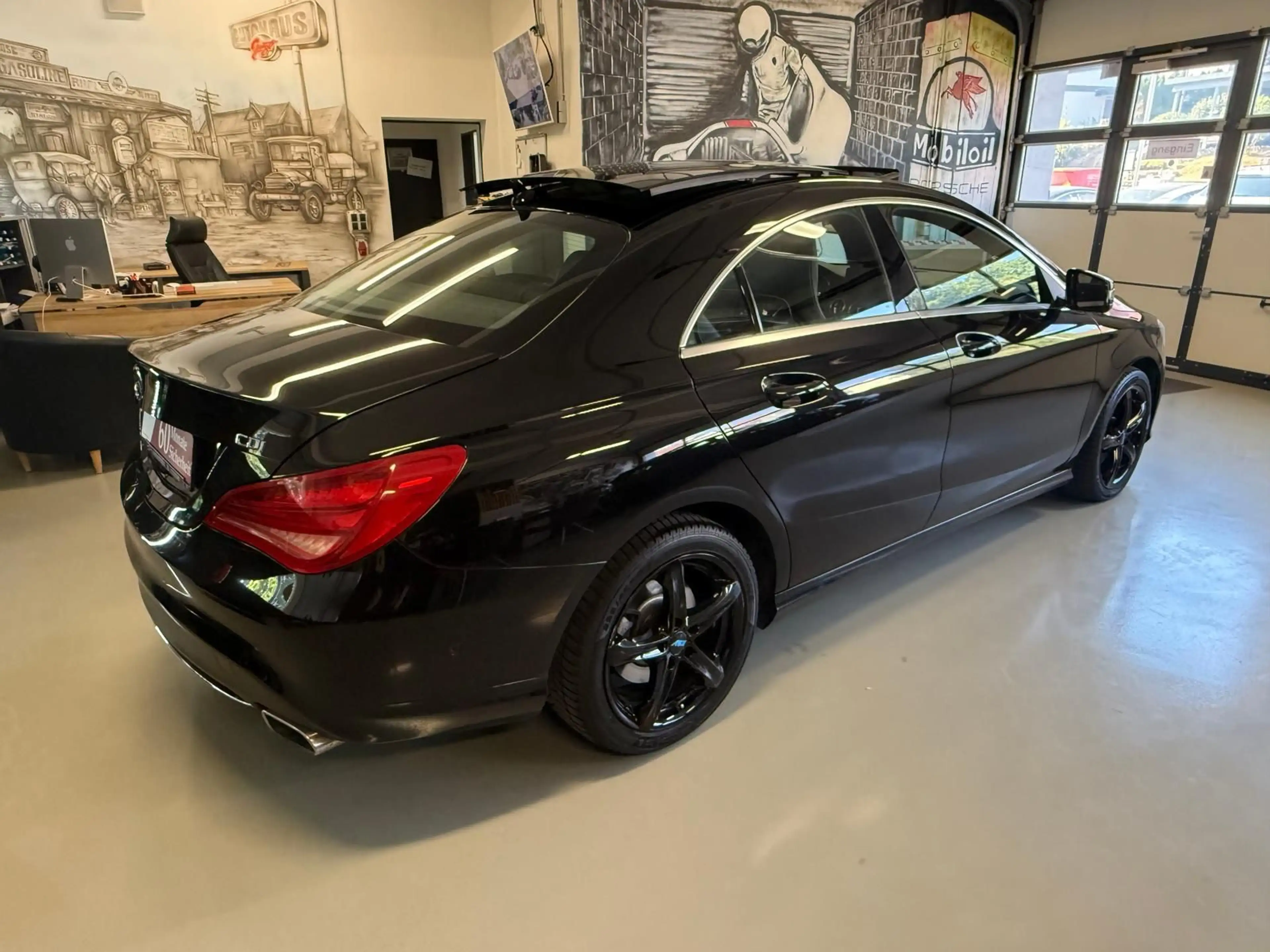 Mercedes-Benz CLA 220 d Urban BI-XENON AHK PANO SPORTSITZE — photo 6