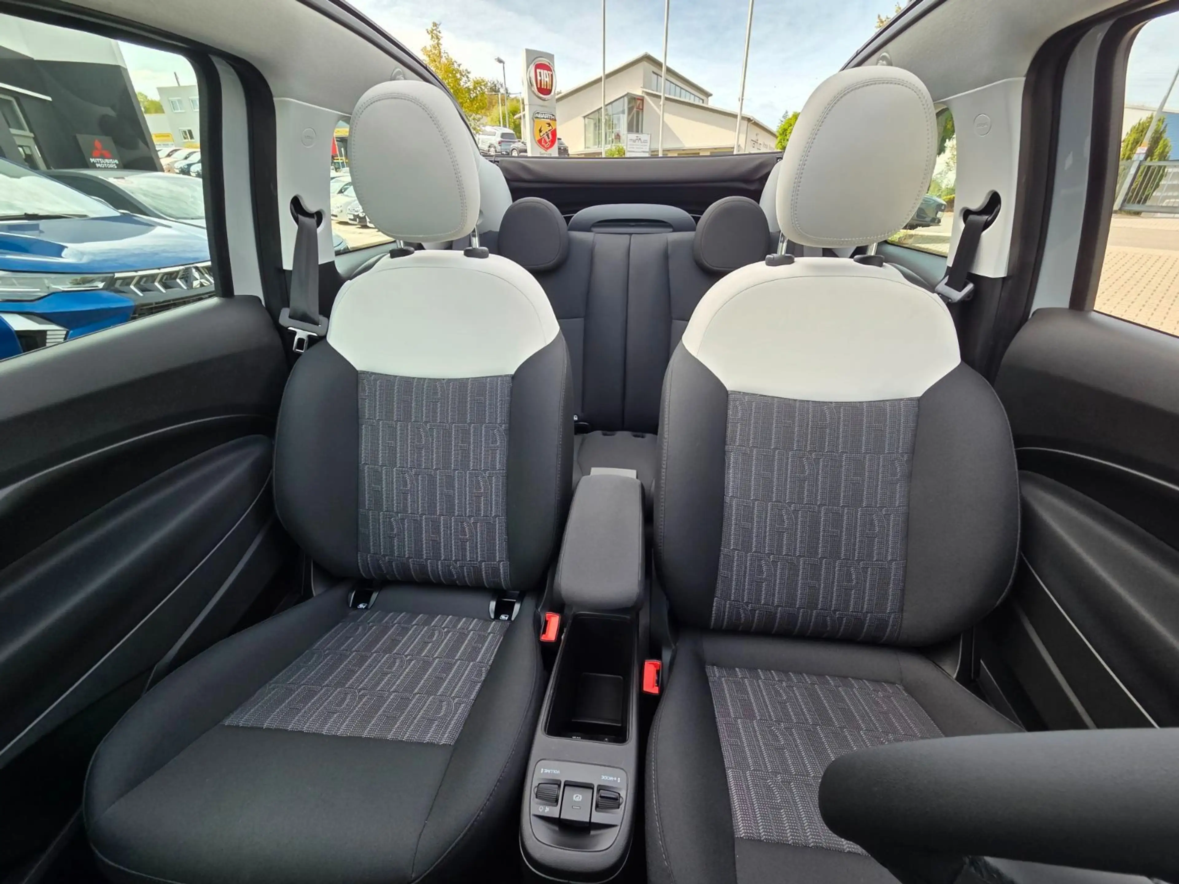 Fiat 500e Cabrio Icon 42 kWh (118 PS) *Komfort-Paket — photo 12