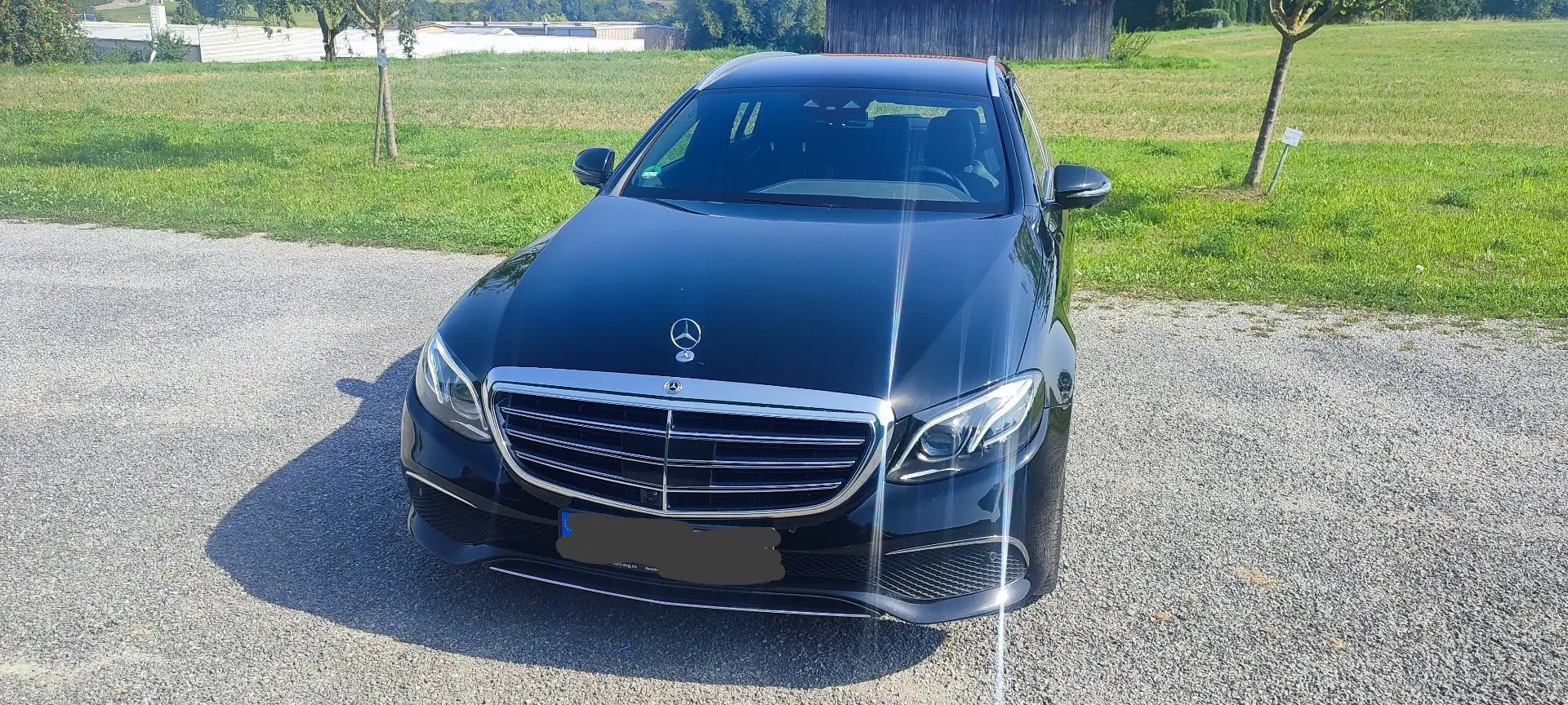 Mercedes-Benz E 400 d 4Matic T 9G-TRONIC Exclusive - 1