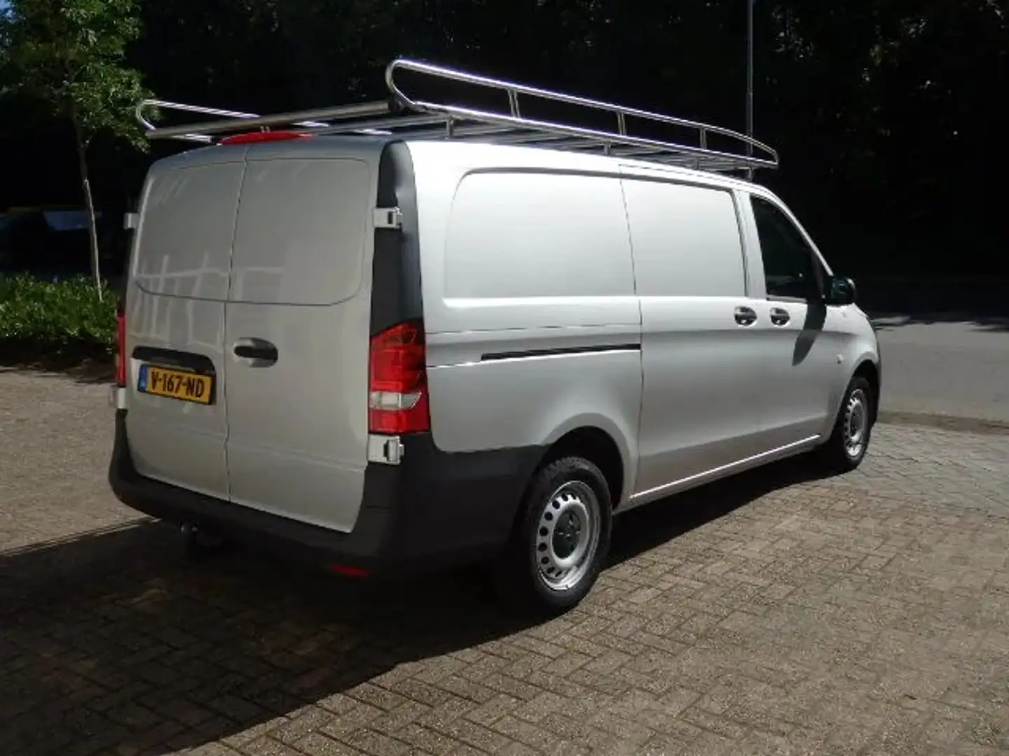 Mercedes-Benz Vito 111 CDI LANG IMPERIAAL AIRCO NAVI PDC TREKHAAK CAM Gris - 2