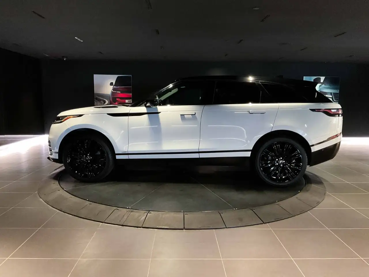 Land Rover Range Rover Velar снимка Land Rover Range Rover Velar