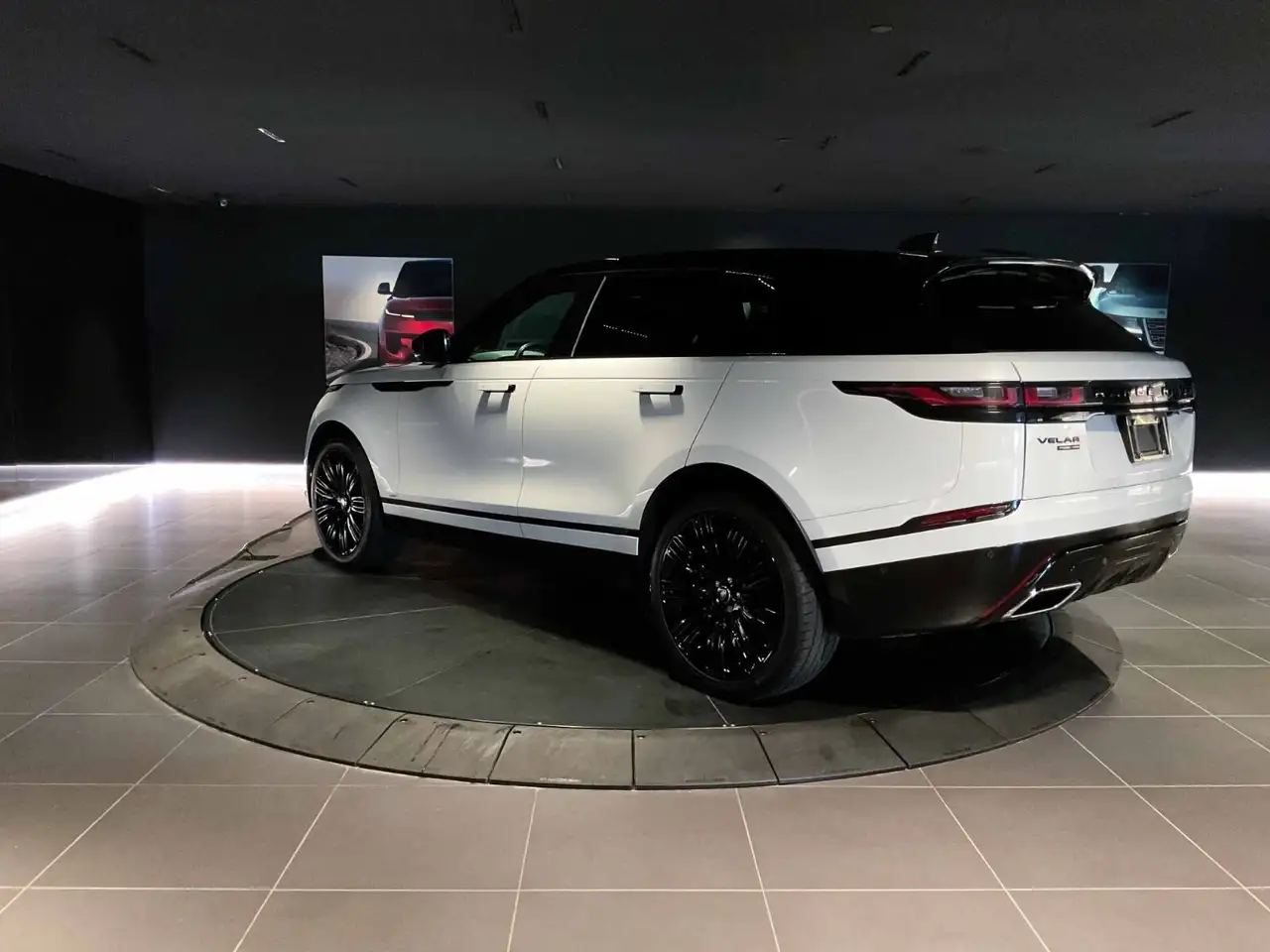 Land Rover Range Rover Velar снимка Land Rover Range Rover Velar
