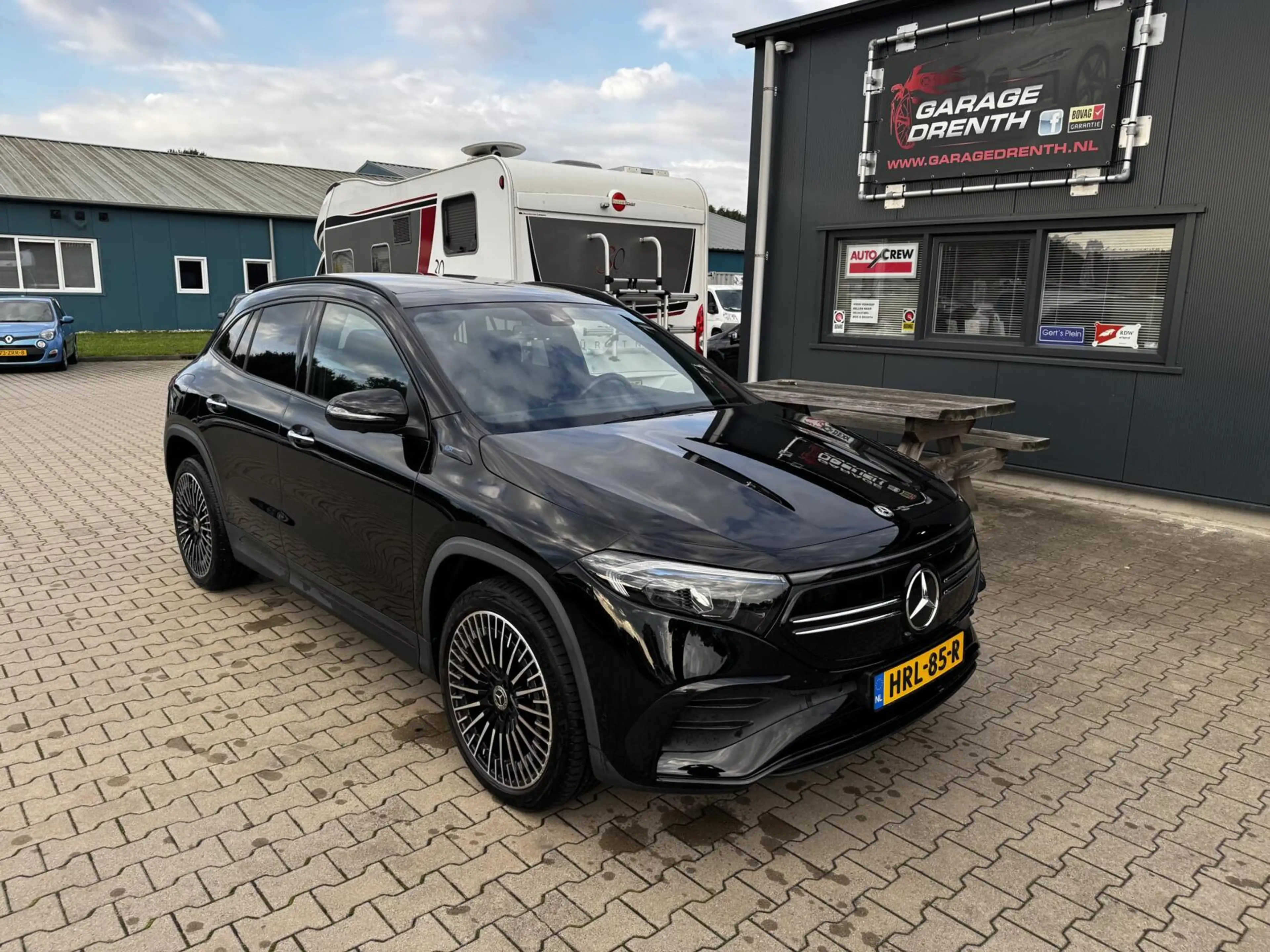 Mercedes-Benz EQA 250 AMG Line 67 kWh — photo 15
