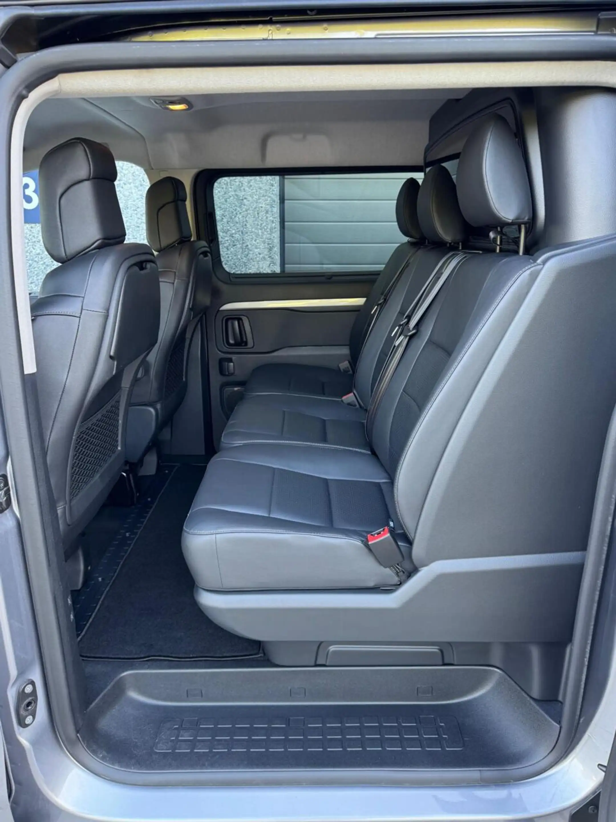 Fiat Scudo Bestel 2.0 Diesel 180 S&S L3 DC — photo 32