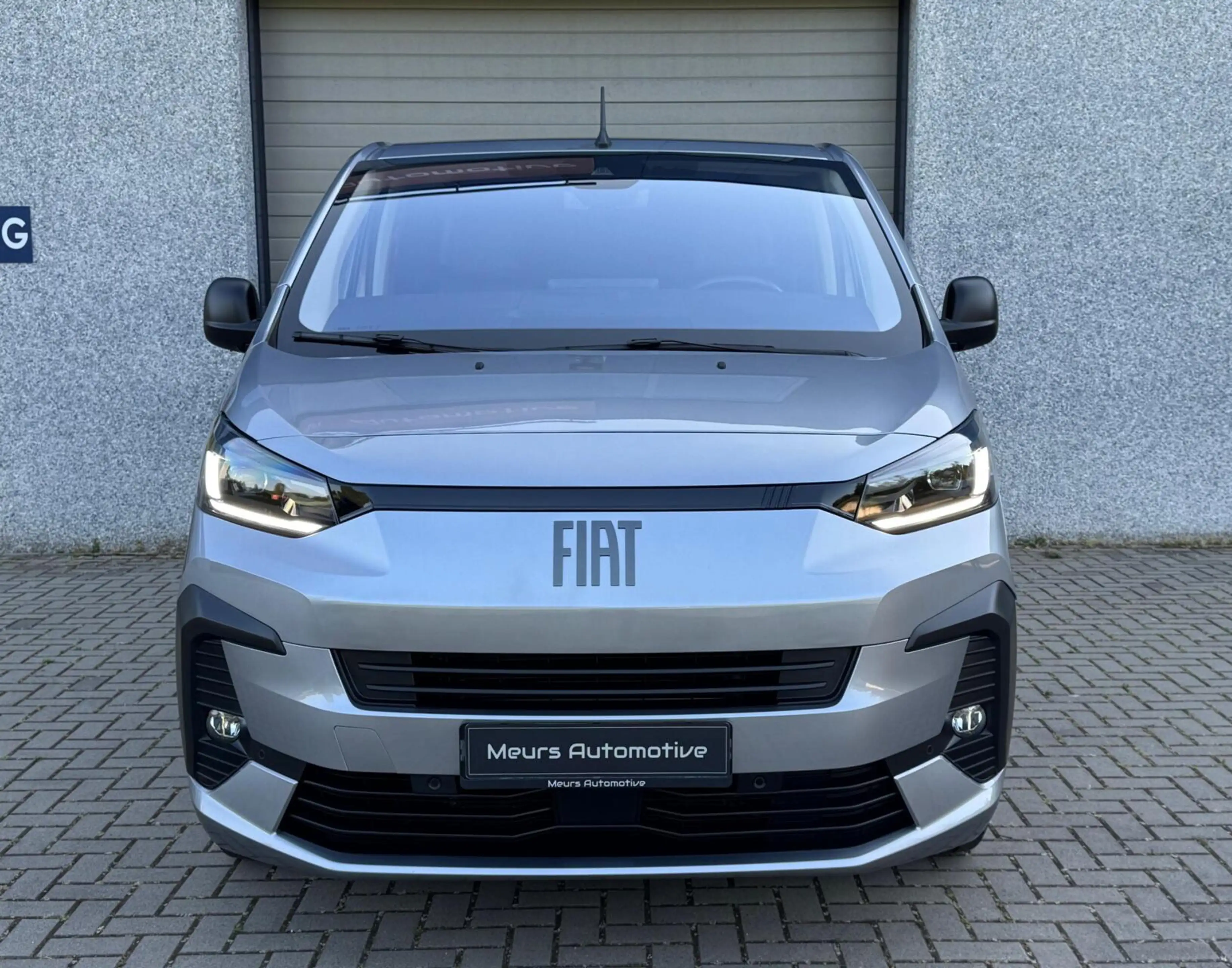 Fiat Scudo Bestel 2.0 Diesel 180 S&S L3 DC — photo 3