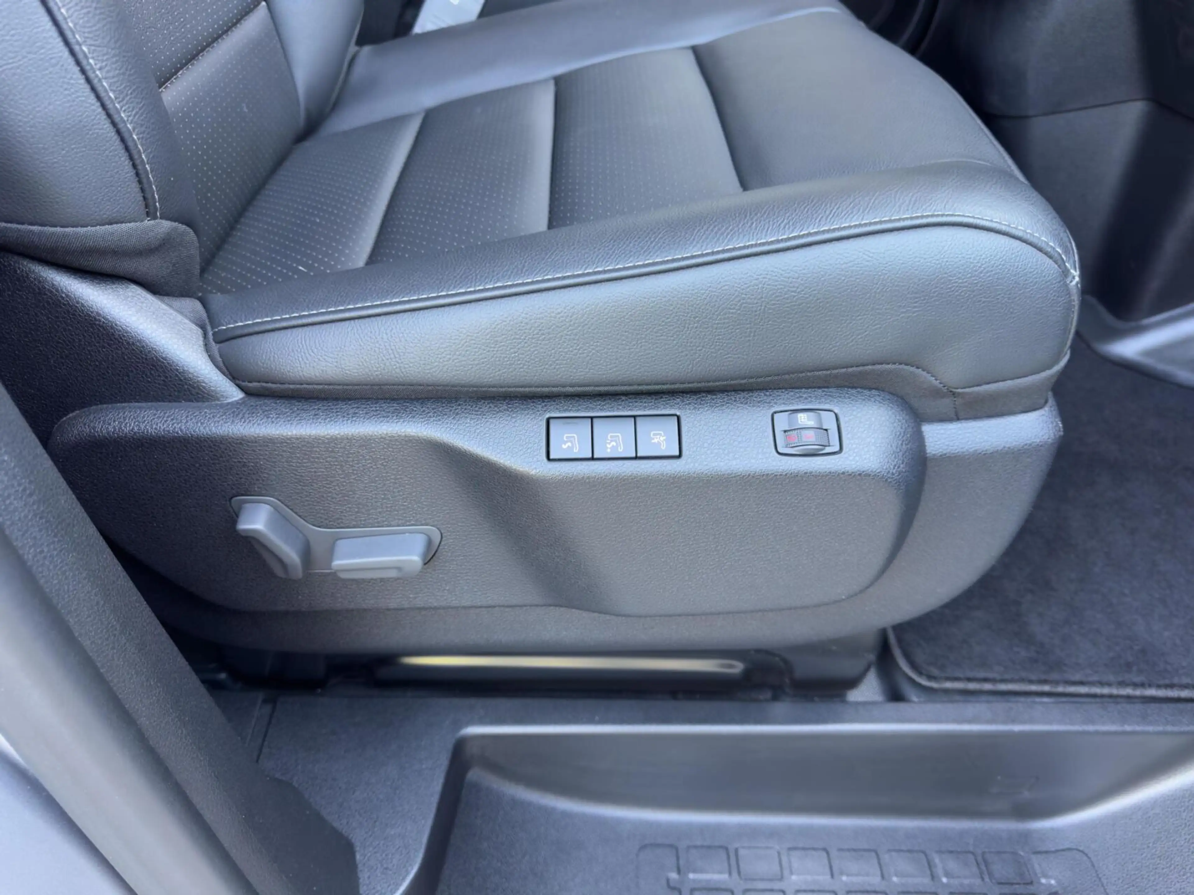 Fiat Scudo Bestel 2.0 Diesel 180 S&S L3 DC — photo 13