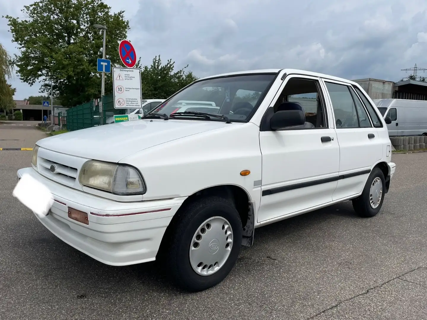 Kia Pride 1.3 53kW GLX Bílá - 1