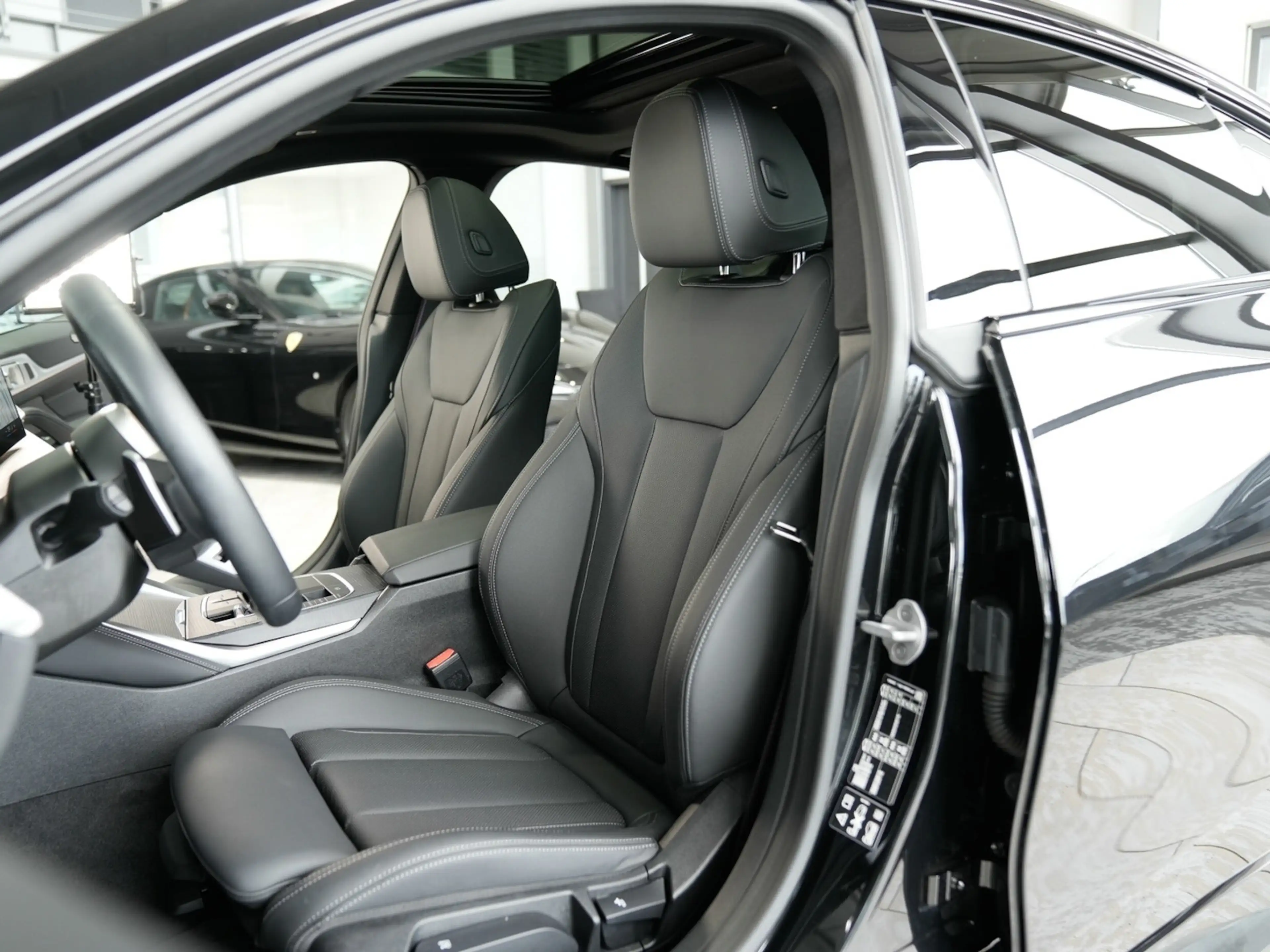BMW 420 420xd Gran Coupe M SPORT PRO Glasdach Standh. — photo 4
