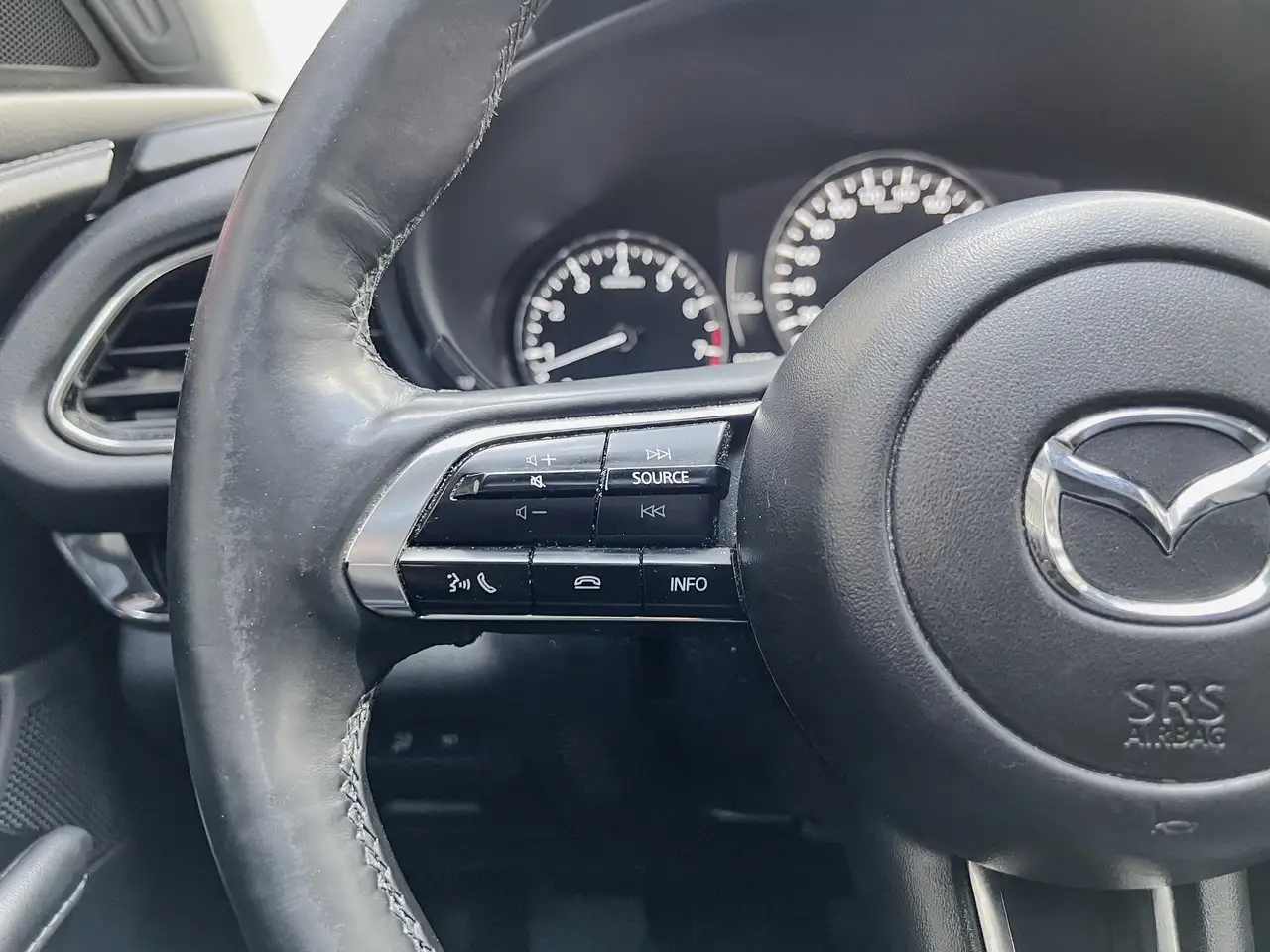 Mazda CX-30 снимка Mazda CX-30