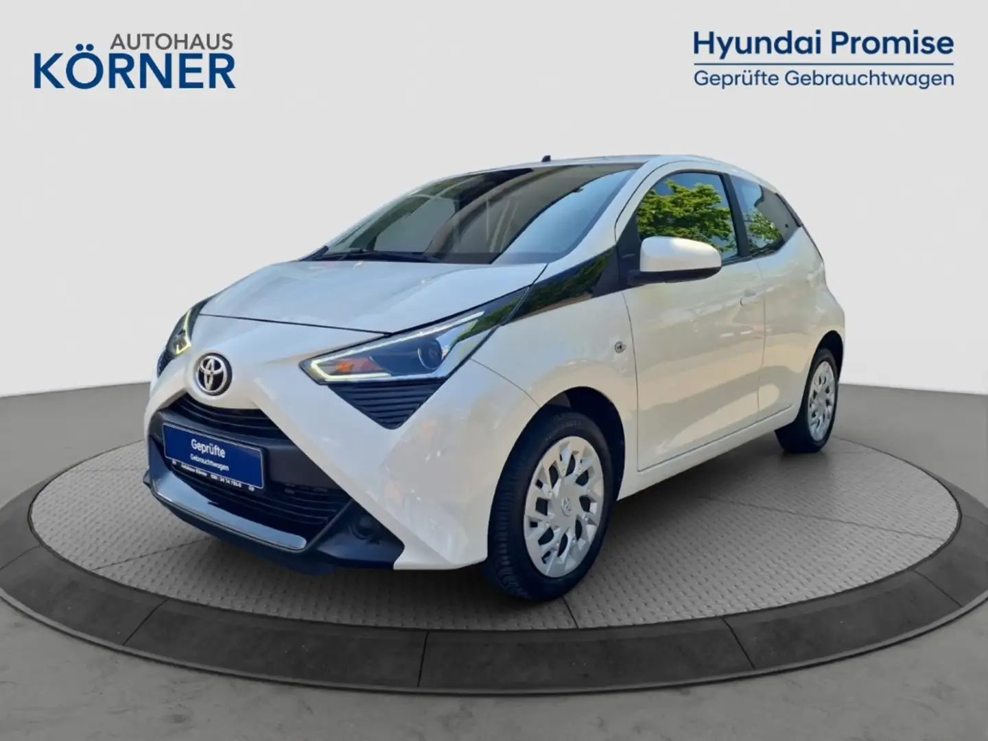 Toyota Aygo X PLAY 1.0 *LED*TEMPOMAT*BLUETOOTH*DAB* Fehér - 2