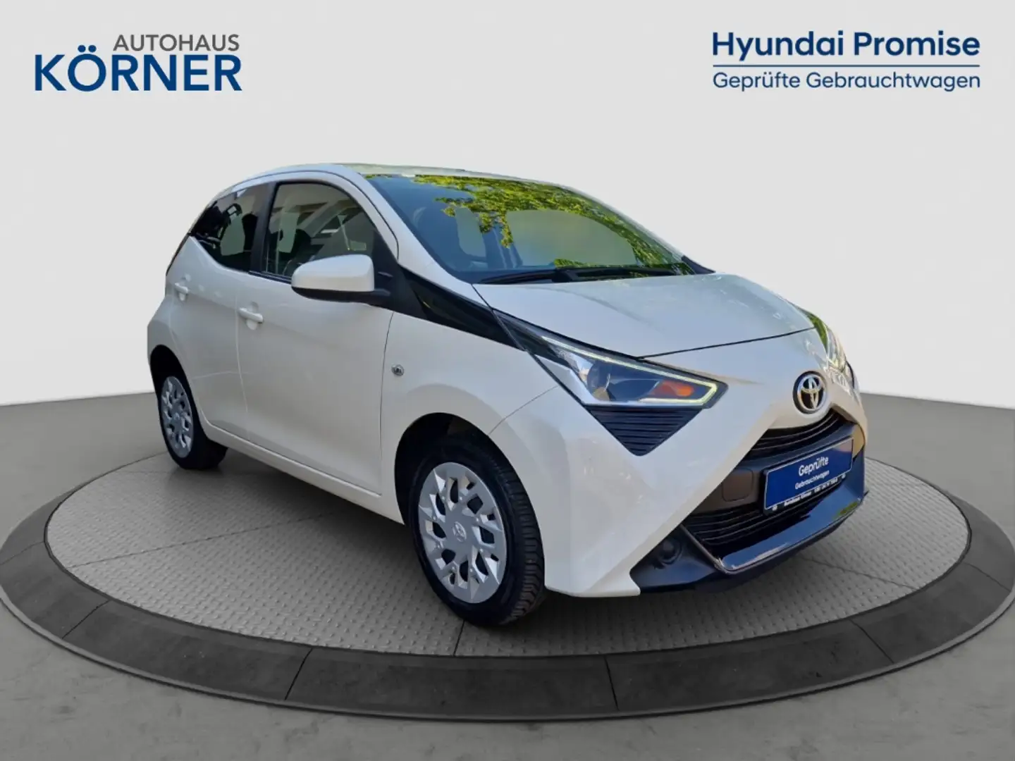 Toyota Aygo X PLAY 1.0 *LED*TEMPOMAT*BLUETOOTH*DAB* Fehér - 1