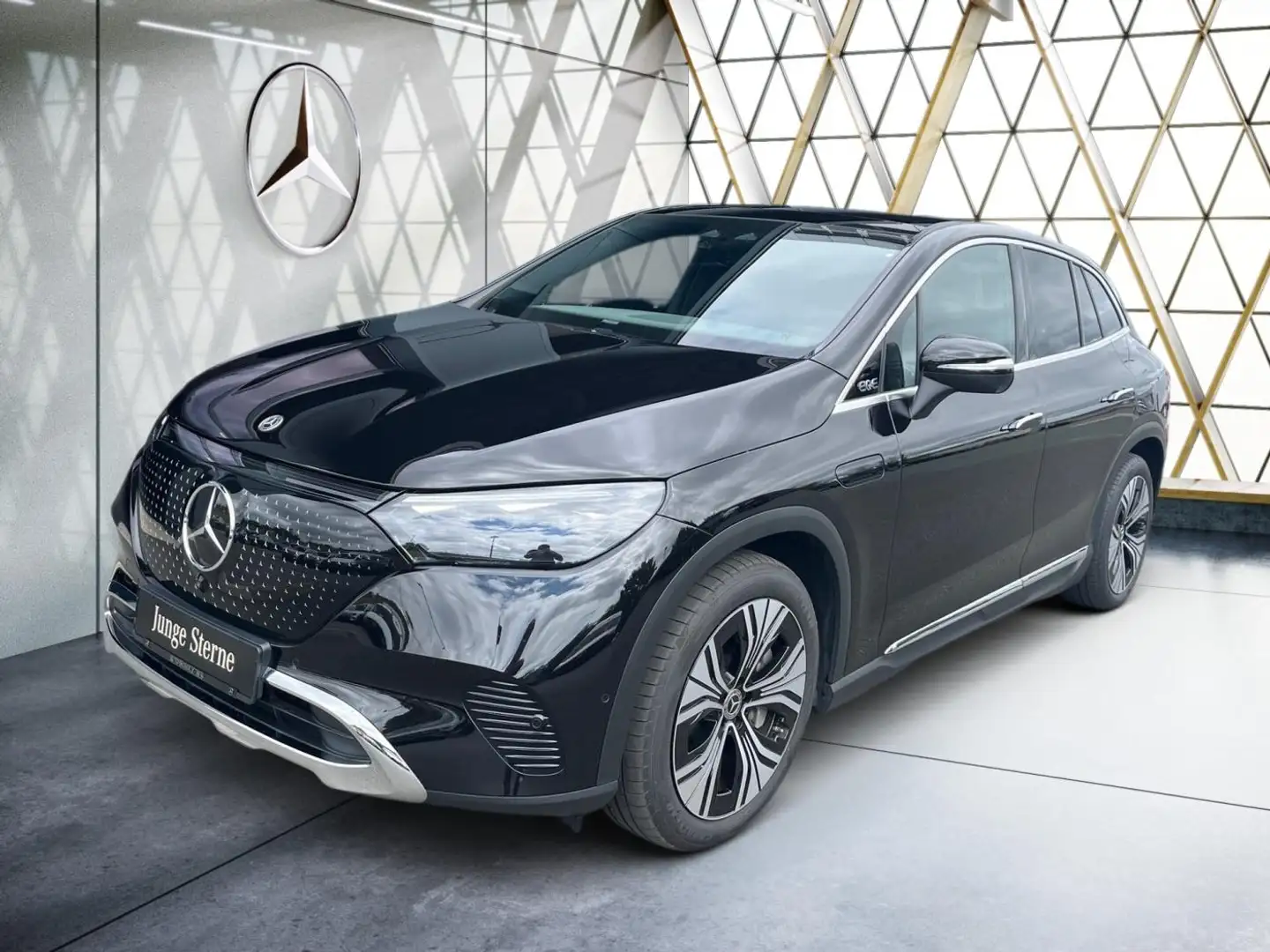 Mercedes-Benz EQE SUV EQE 300 SUV ElectricArt Pano*Distro*EasyP*Burm3D Чёрный - 2