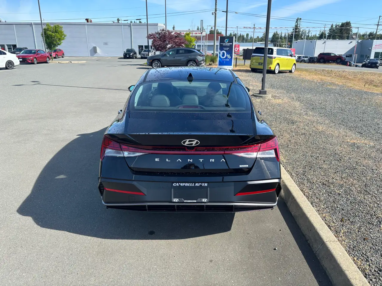 Hyundai ELANTRA снимка Hyundai ELANTRA