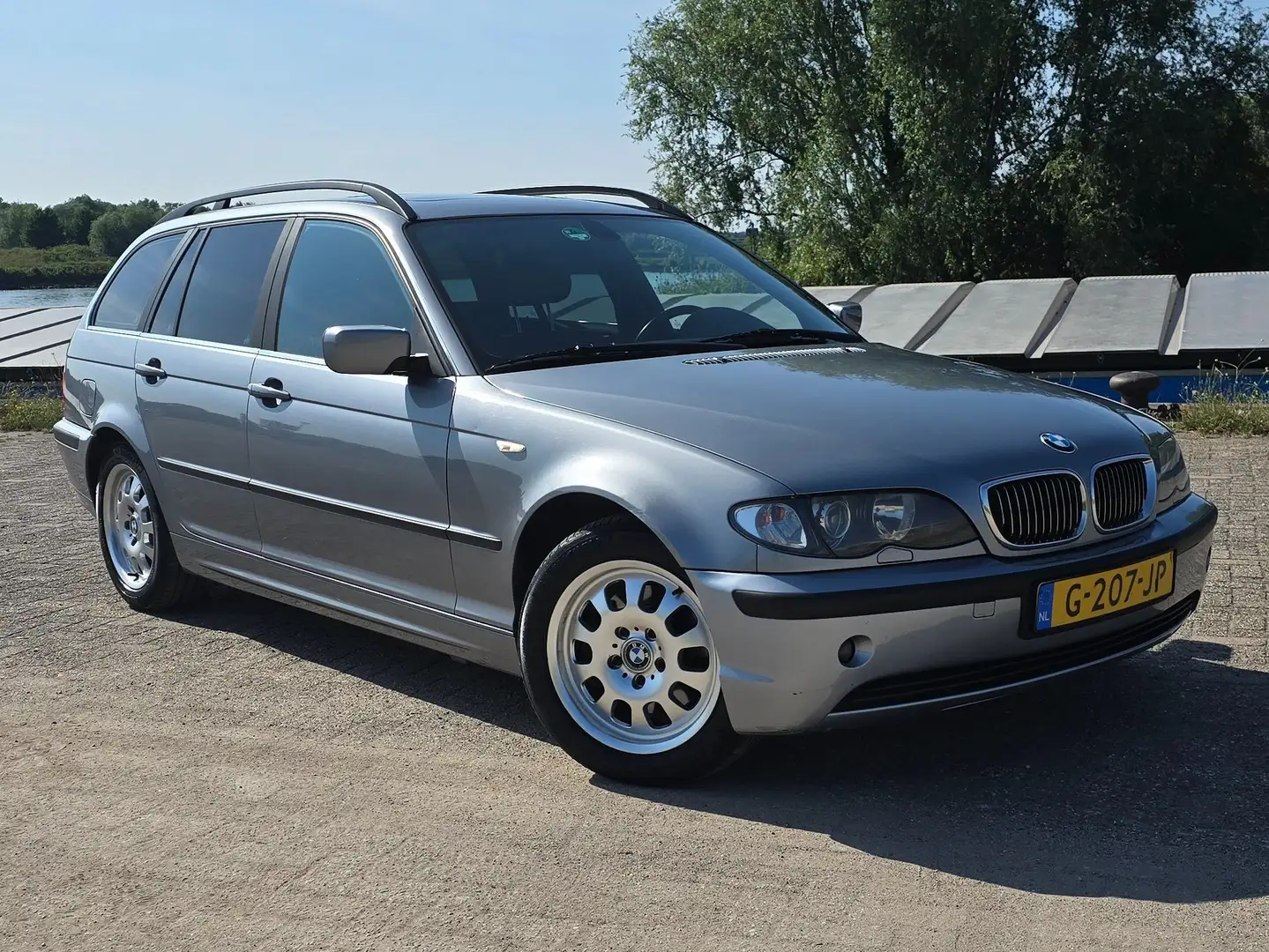 BMW 320 320i E46 automaat Zilver - 1