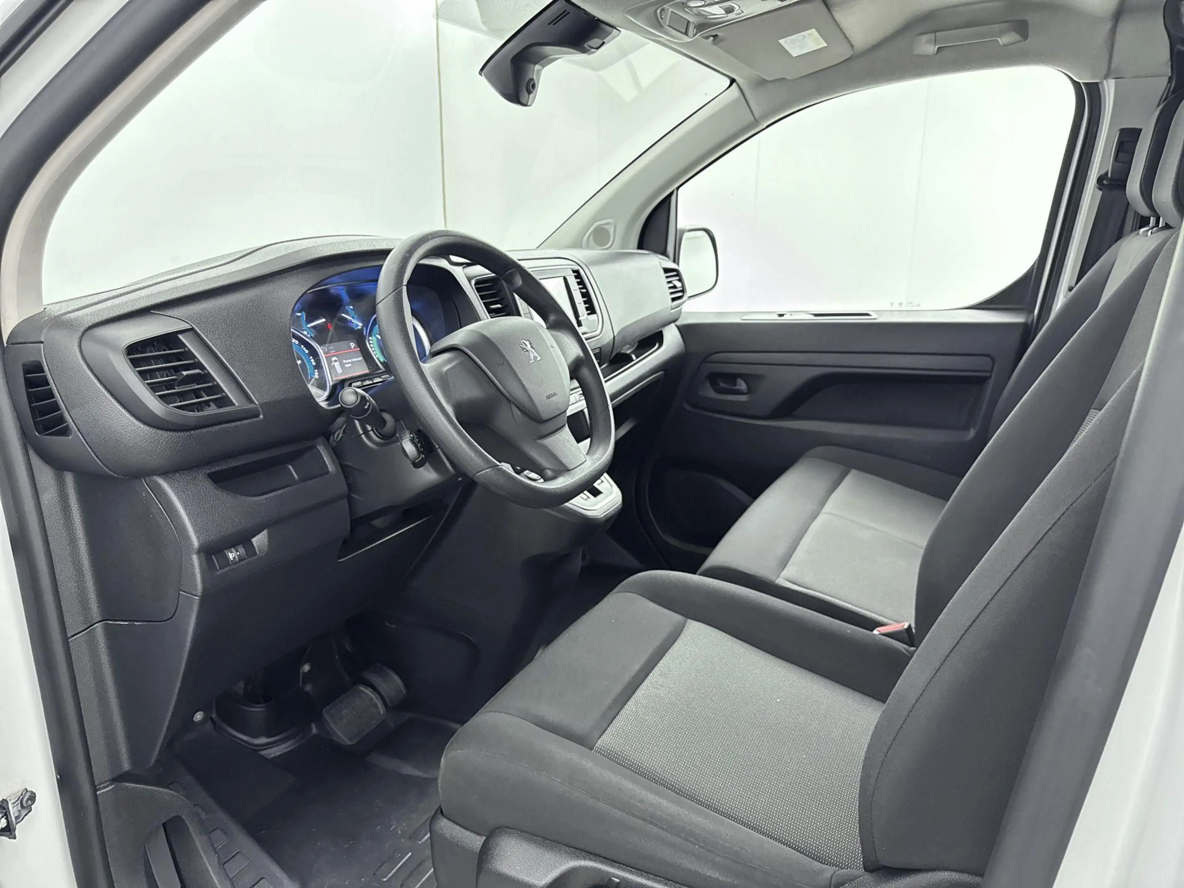 Peugeot e-Expert EV L2 75 kWh | Accu 96% | 3-Zits | Airco | CarPlay — photo 5
