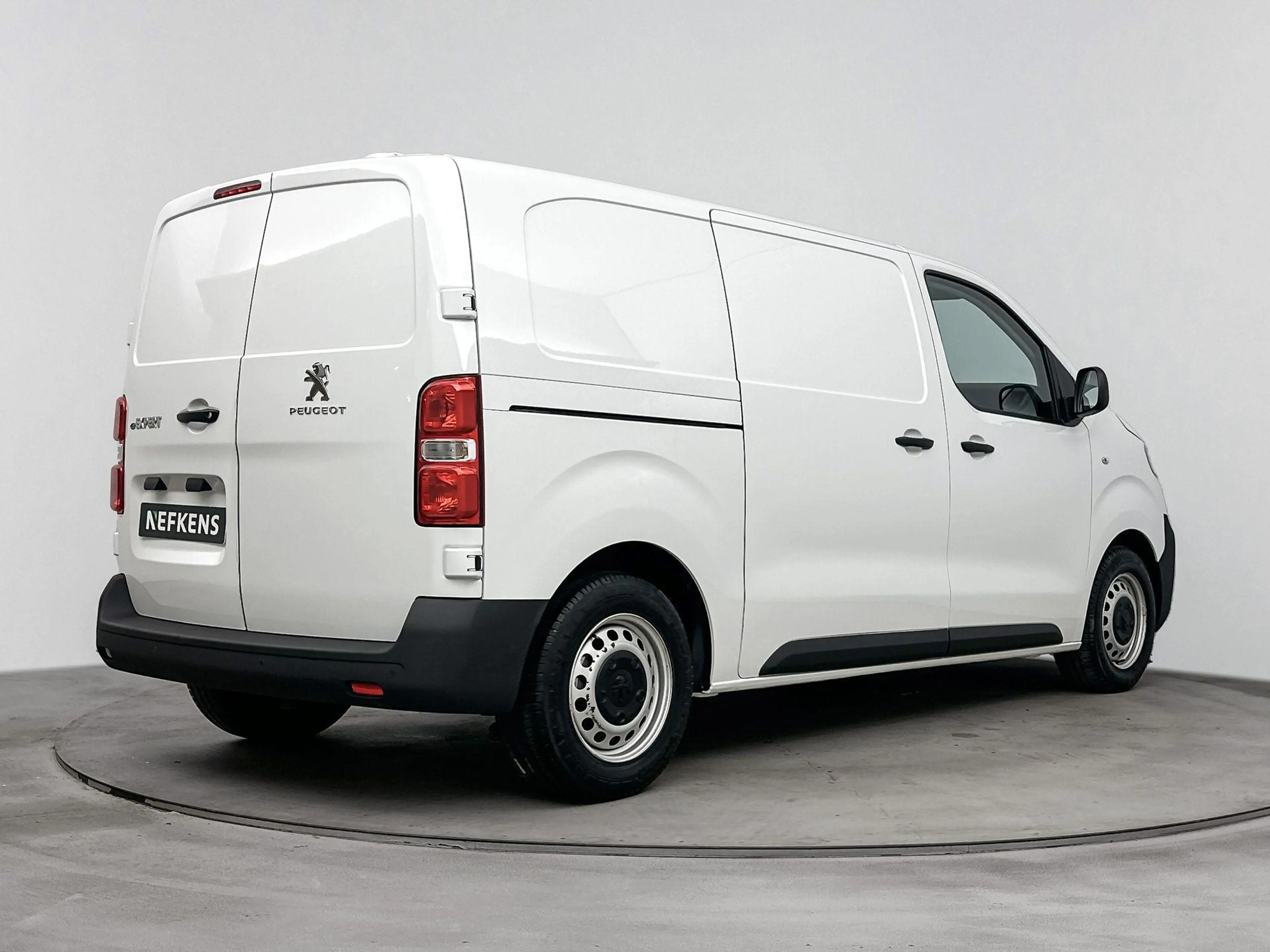 Peugeot e-Expert EV L2 75 kWh | Accu 96% | 3-Zits | Airco | CarPlay — photo 9