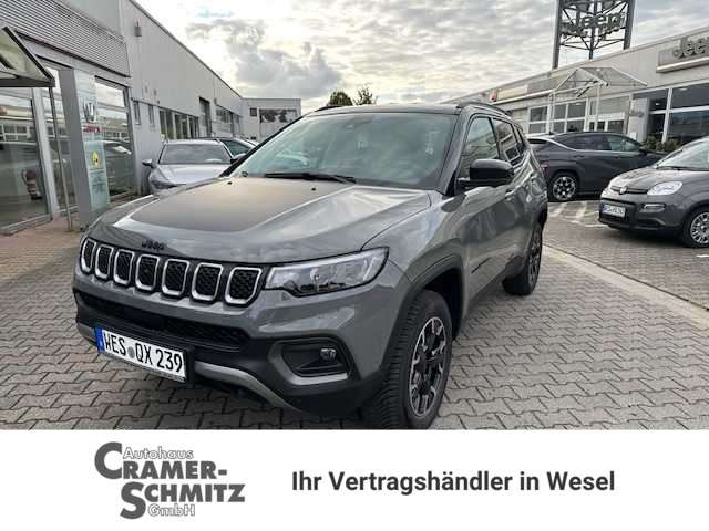 Imagine Jeep Compass PHEV 1.3 4xe Automatik High Upland