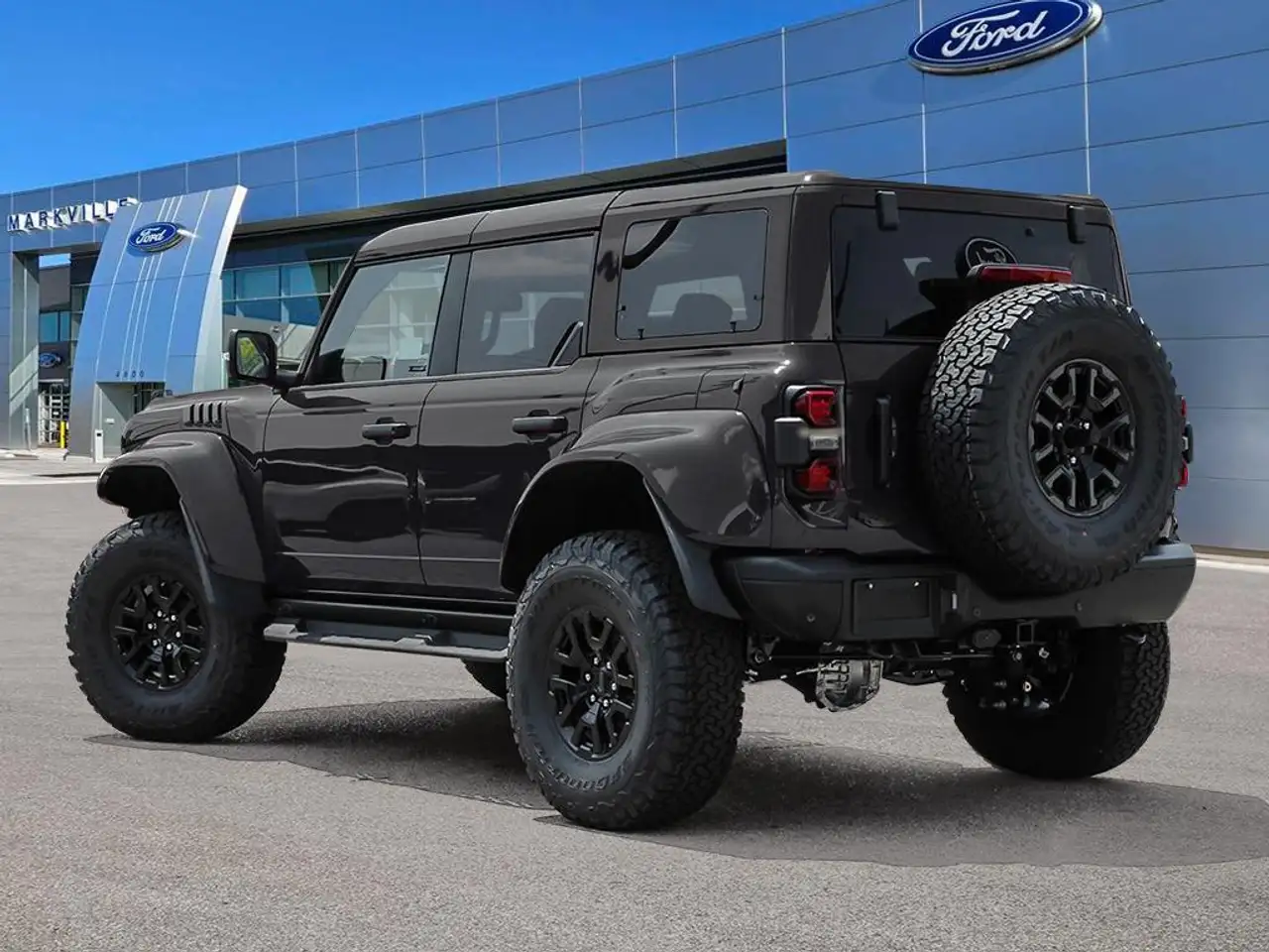 Ford Bronco photo Ford Bronco