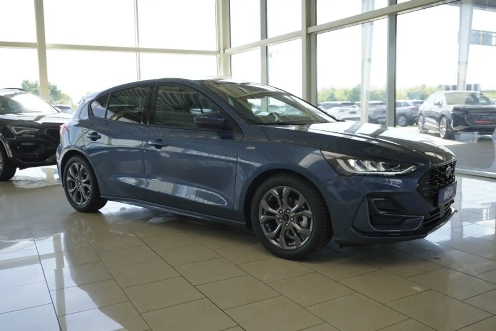 Ford Focus ST-Line X 1,5 115PS aAHK/Navi/Kamera/Winterp. Kék - 1
