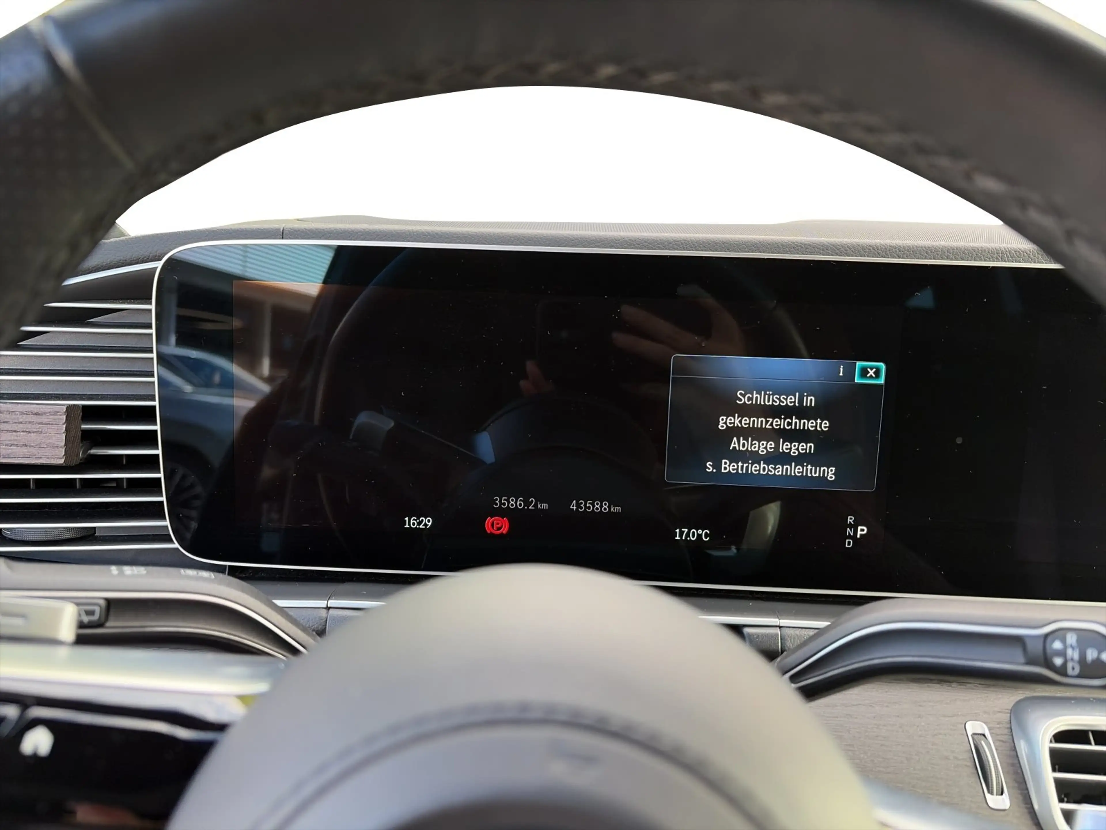 Mercedes-Benz GLS 450 AHK 360° STANDHZ HEAD-UP MASSAGE PANO — photo 15