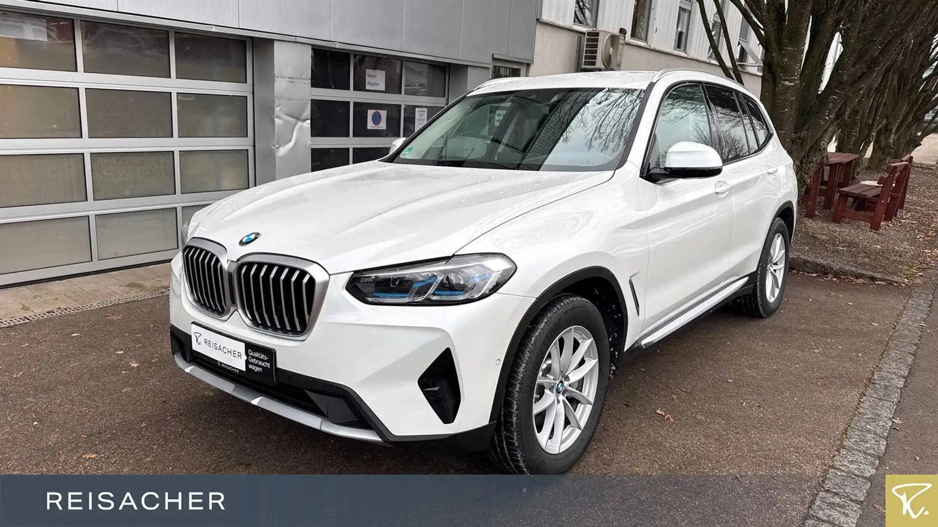 BMW X3 xDrive 30d A AHK,Leder,Laser,HUD,elSitze Weiß - 1