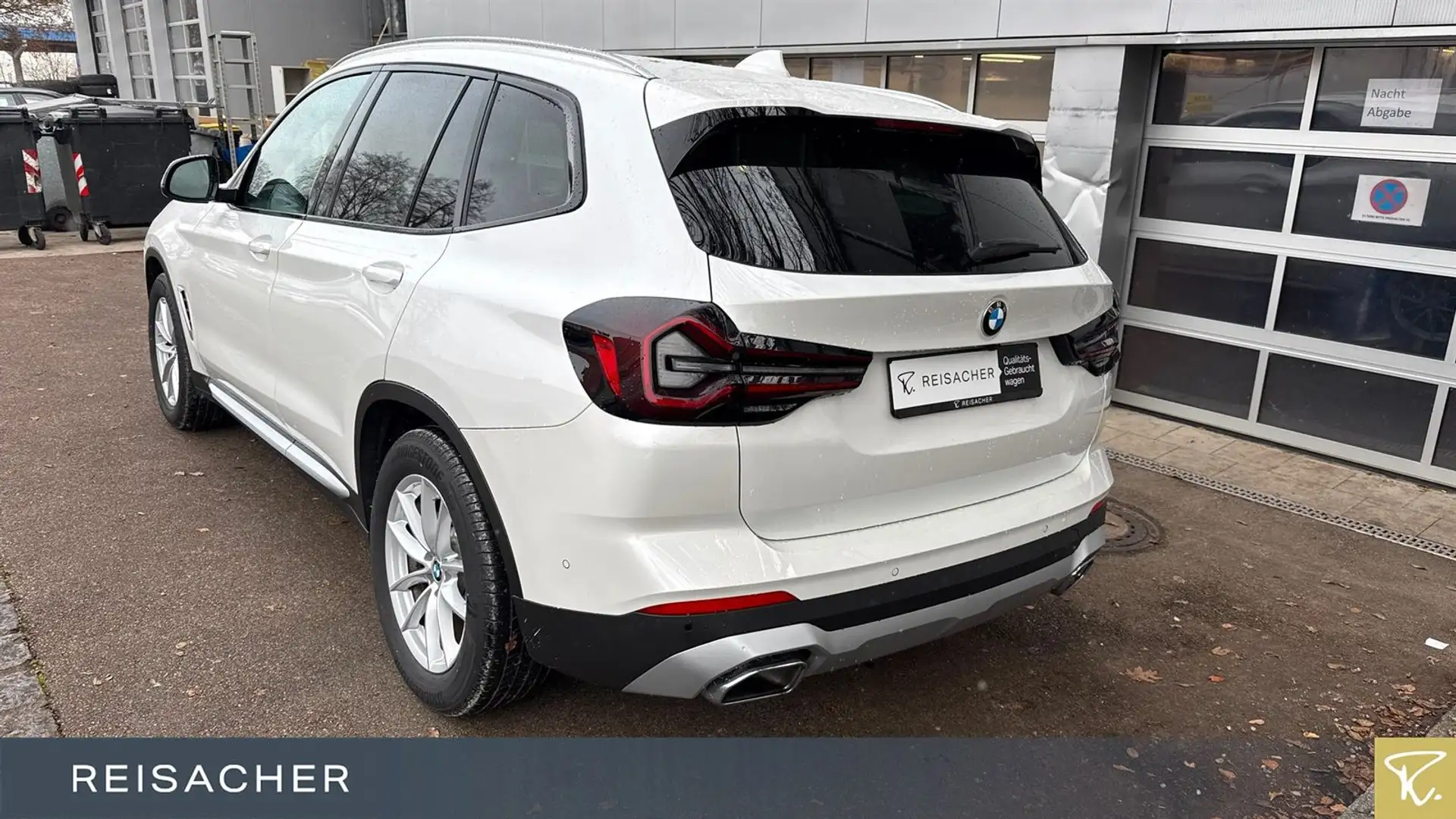 BMW X3 xDrive 30d A AHK,Leder,Laser,HUD,elSitze Weiß - 2
