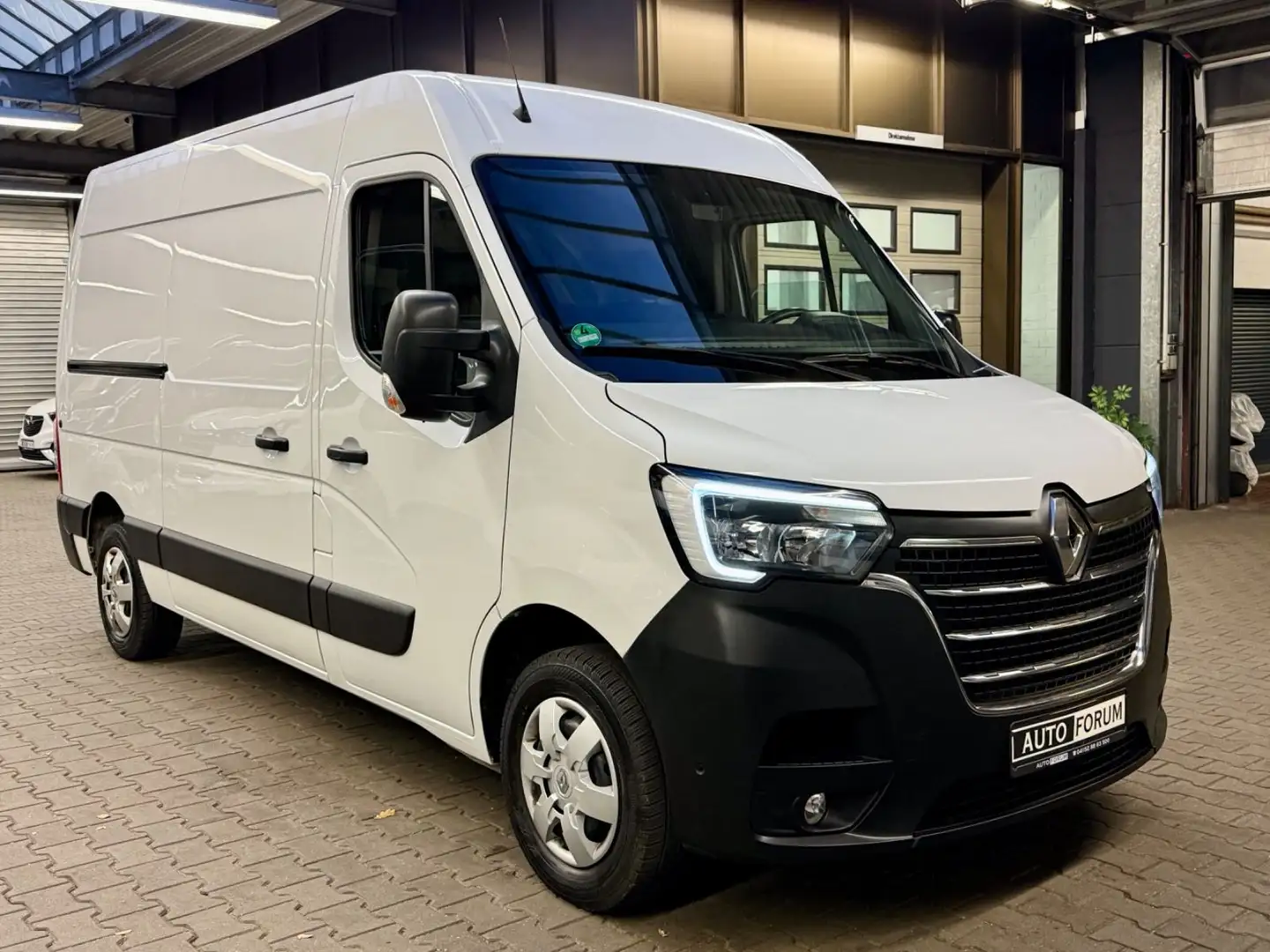 Renault Master 2.3 dCi L2H2 NAVI KLIMA KAMERA TEMPOMAT Weiß - 2