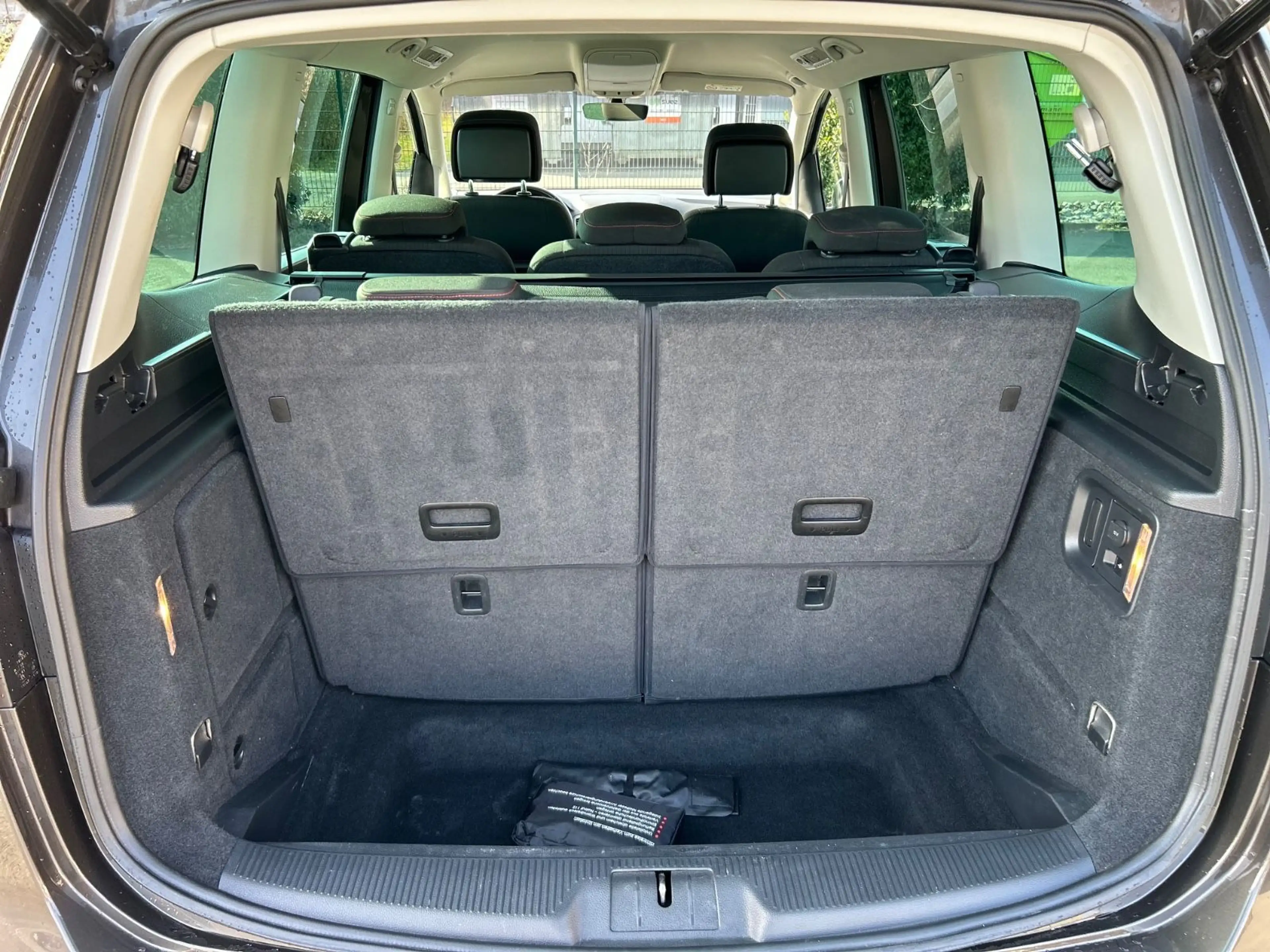 Volkswagen Sharan Sound 4Motion 2.HD/2xELEKTRI. TÜR/ACC/AHK — photo 10