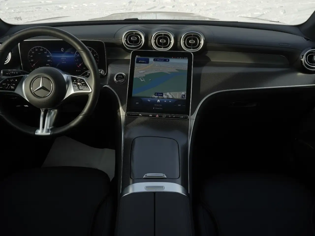 Mercedes-Benz GLC снимка Mercedes-Benz GLC