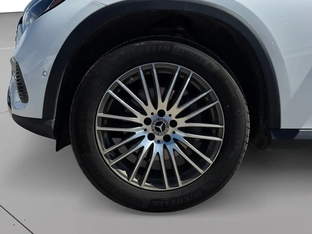 Mercedes-Benz GLC снимка Mercedes-Benz GLC