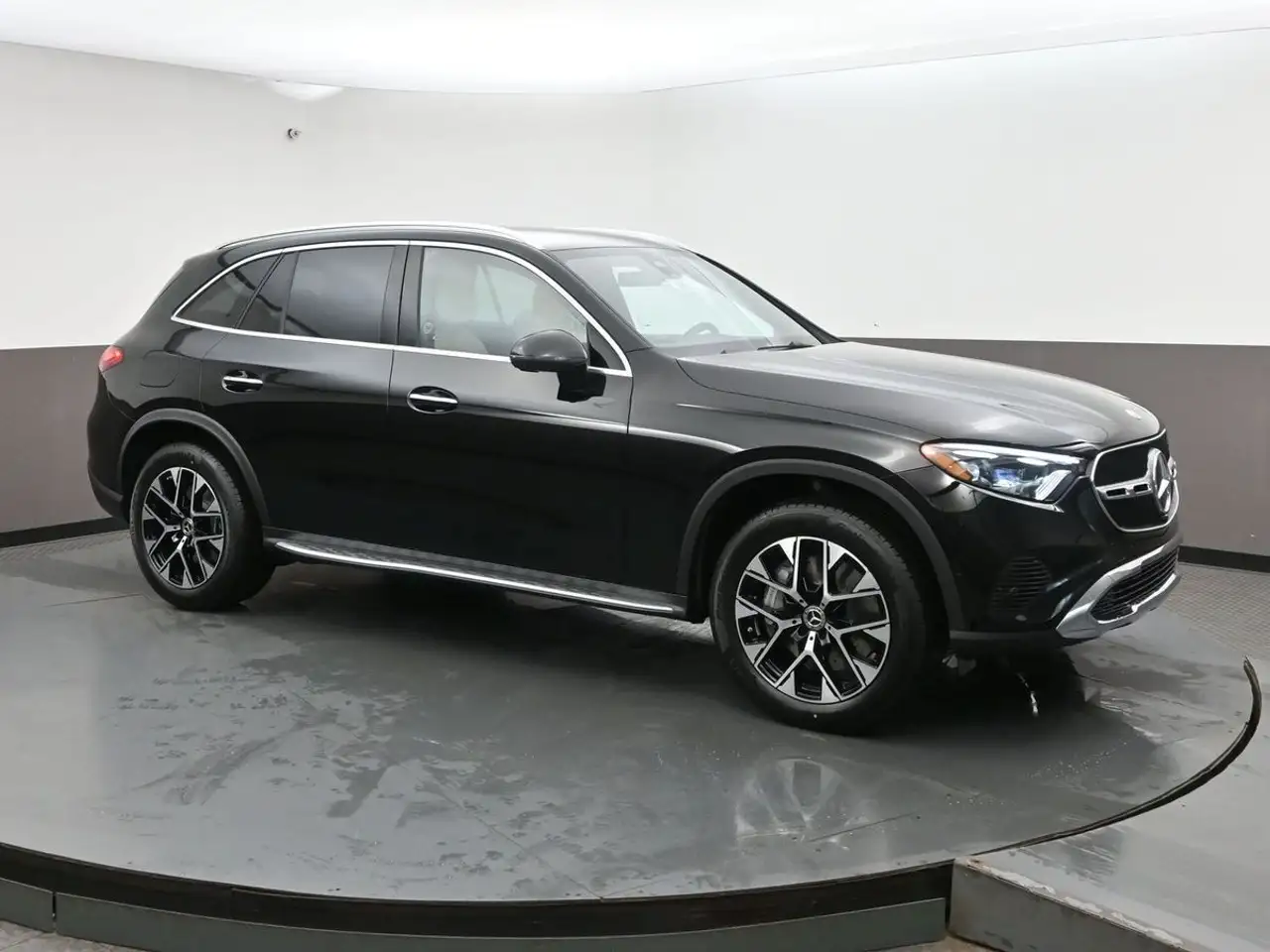 2026 Mercedes-Benz GLC
