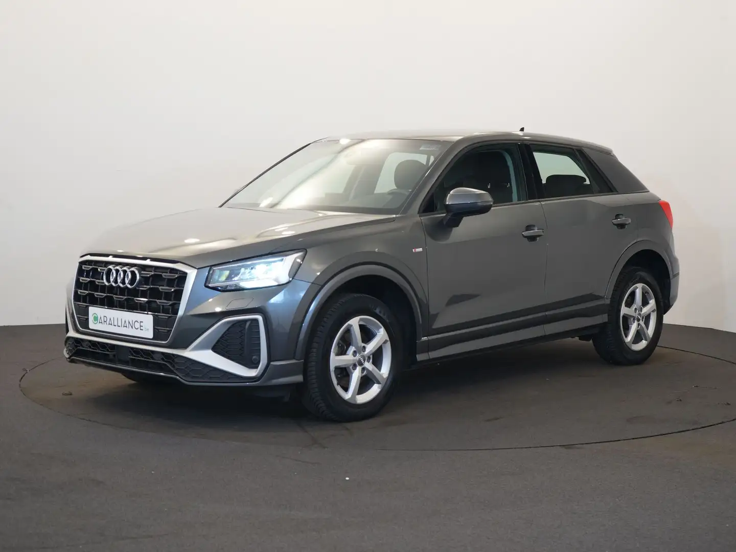 Audi Q2 S-Line 35TFSI DSG|LED|Park.Assist|CAM|Sièges.CH Grijs - 1
