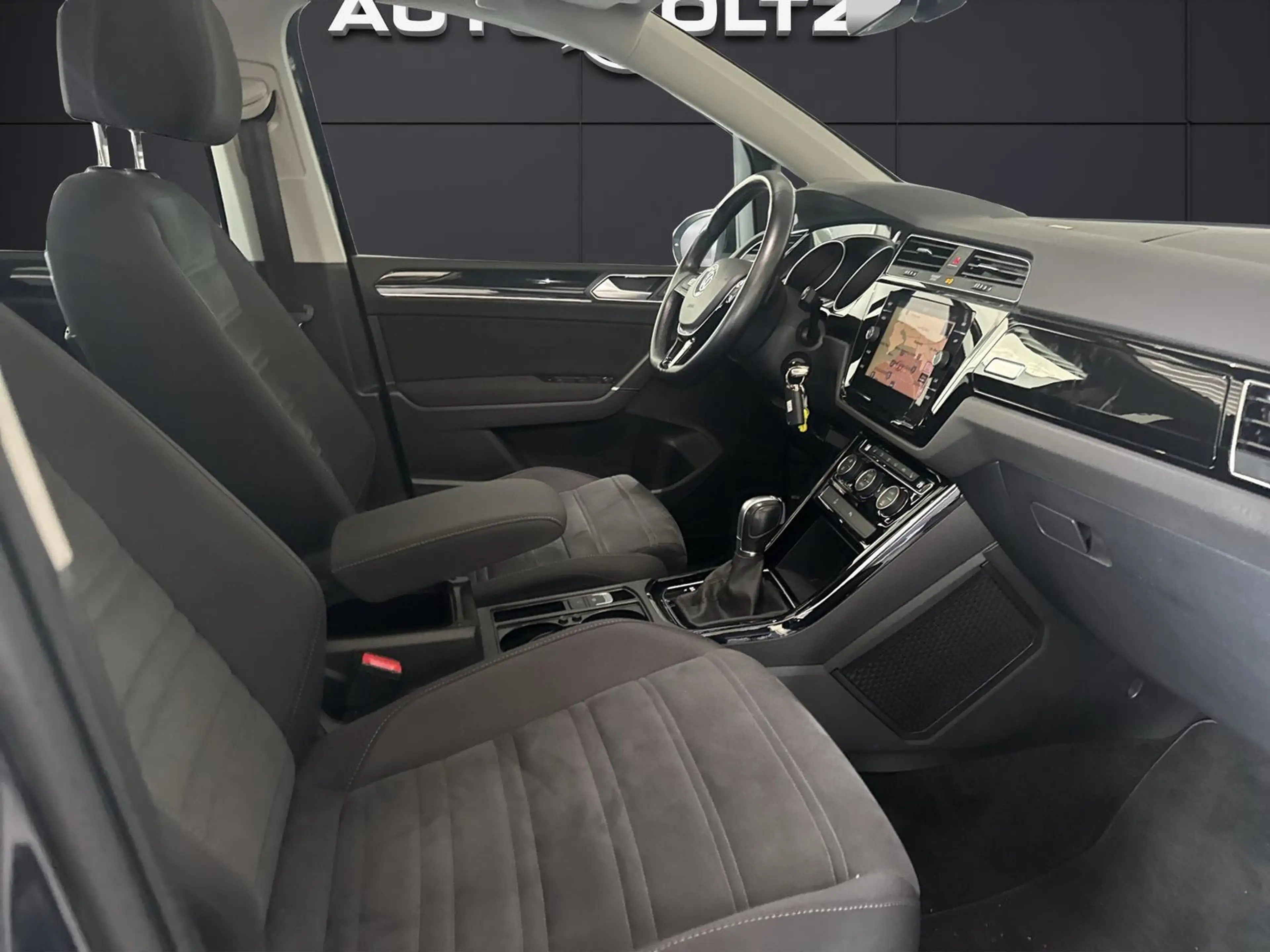 Volkswagen Touran 1.5 TSI Highline OPF Navi Pano 7-Sitzer — photo 14