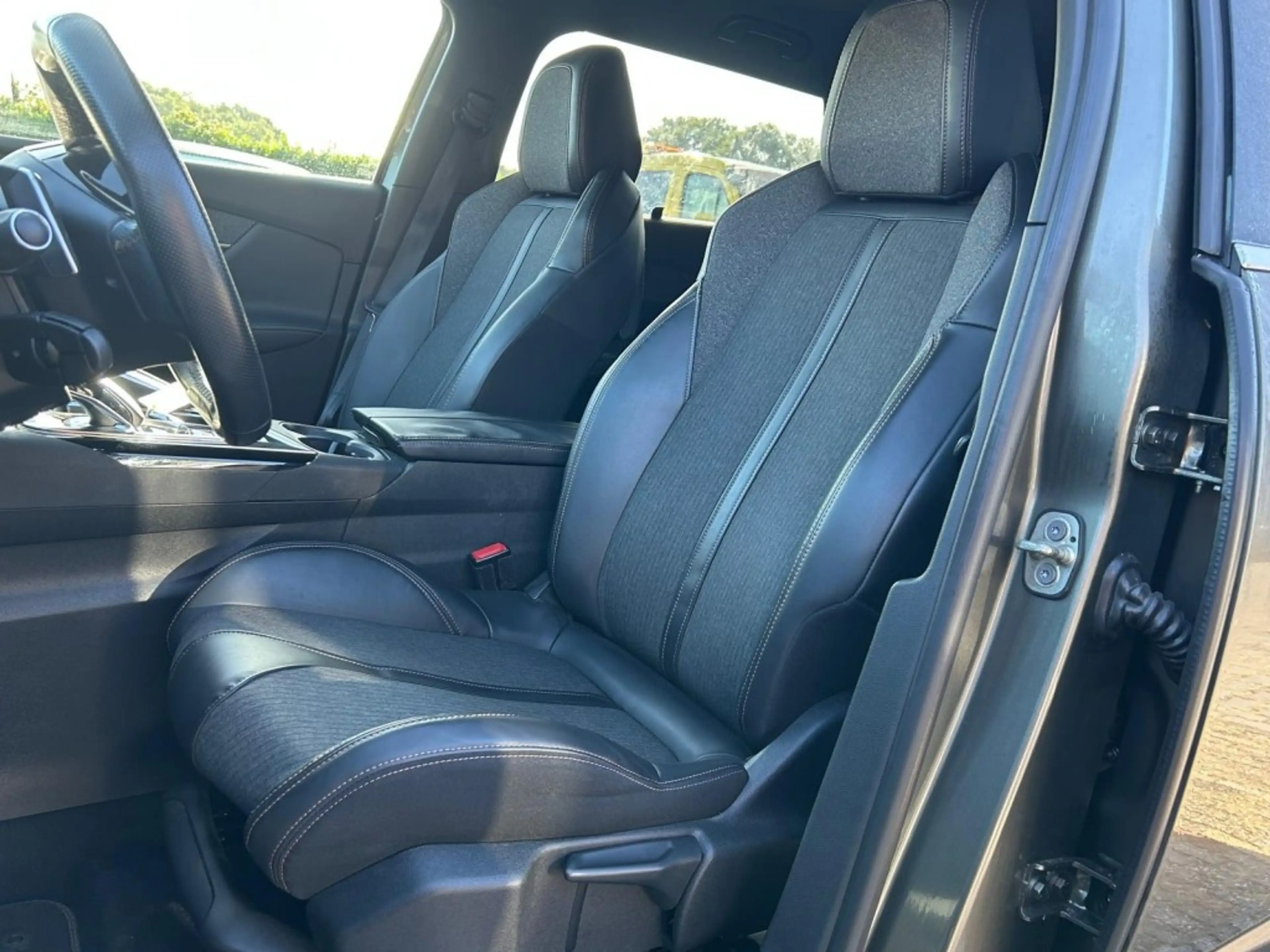 Peugeot 5008 1.2 PURETECH ALLURE GT Line, AUT, Navi, 7P — photo 13