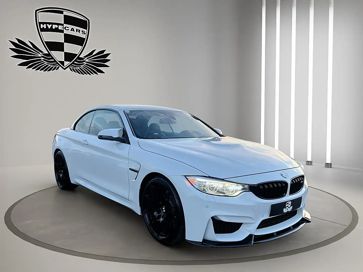 BMW M4 Competition Cabrio M-DKG *AKRAPOVIC*HARMAN KARDON* Weiß - 2