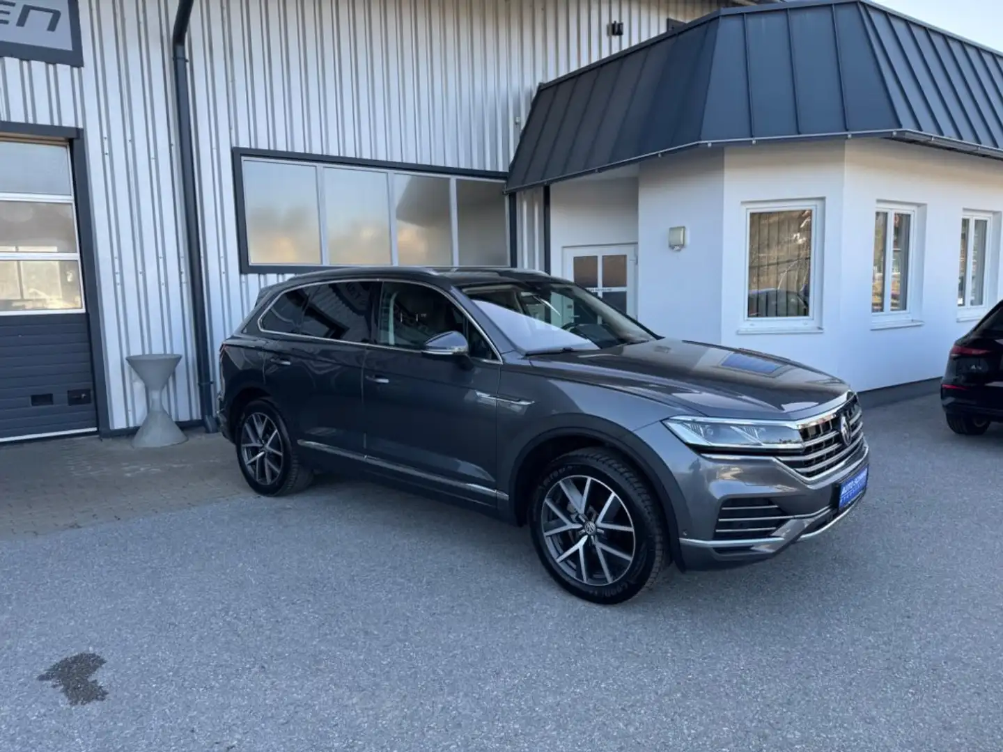 Volkswagen Touareg Edition TDI SCR 4-motion Grau - 1