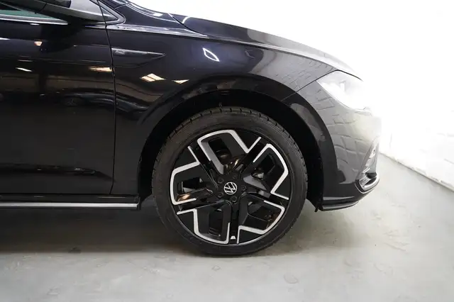 Volkswagen Polo view 10