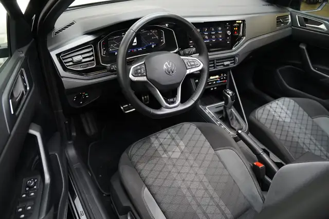 Volkswagen Polo view 13