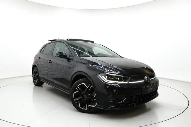 Volkswagen Polo view 3