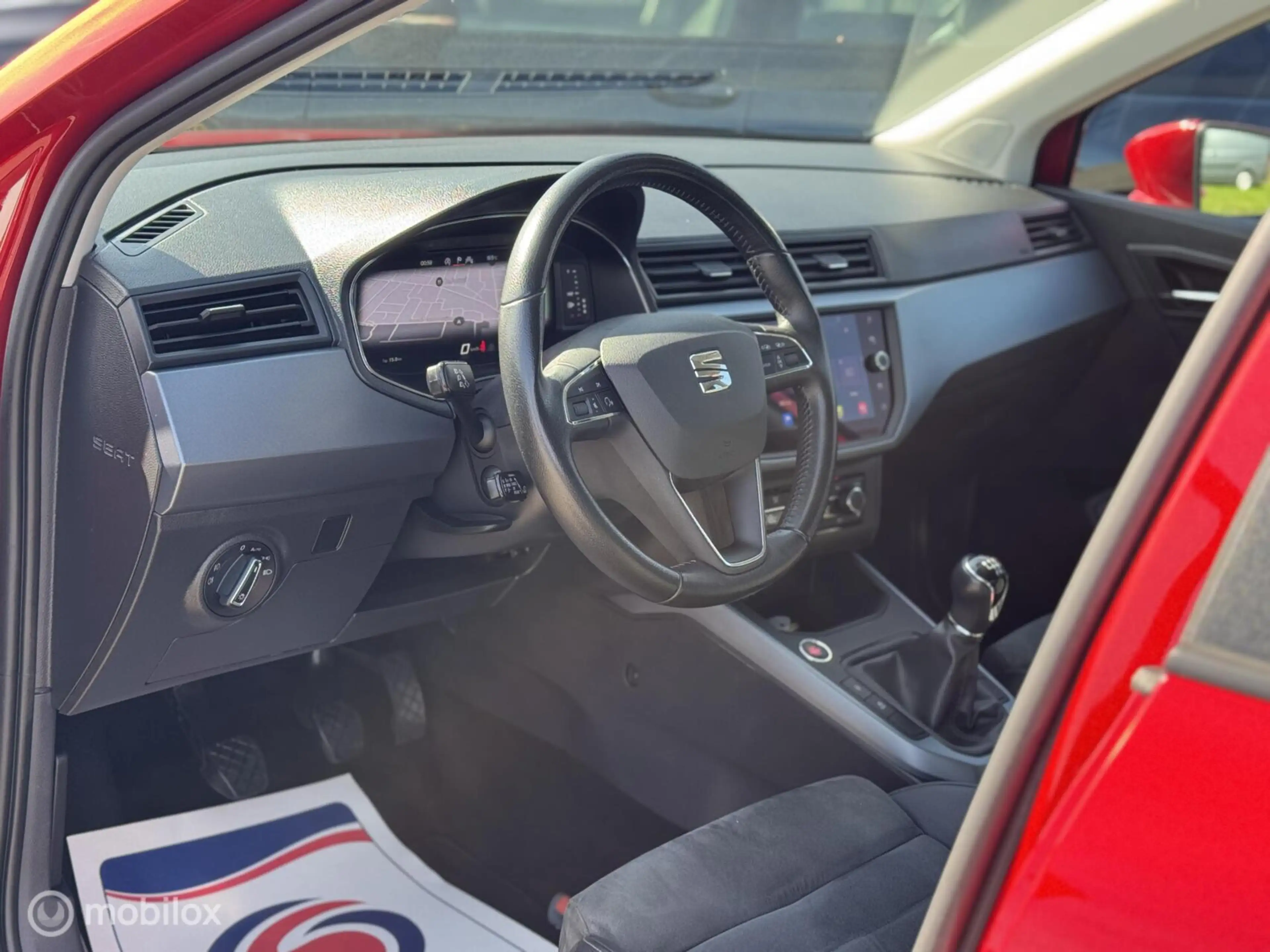 SEAT Arona 1.0 TSI Style Business Intense Plus — photo 10