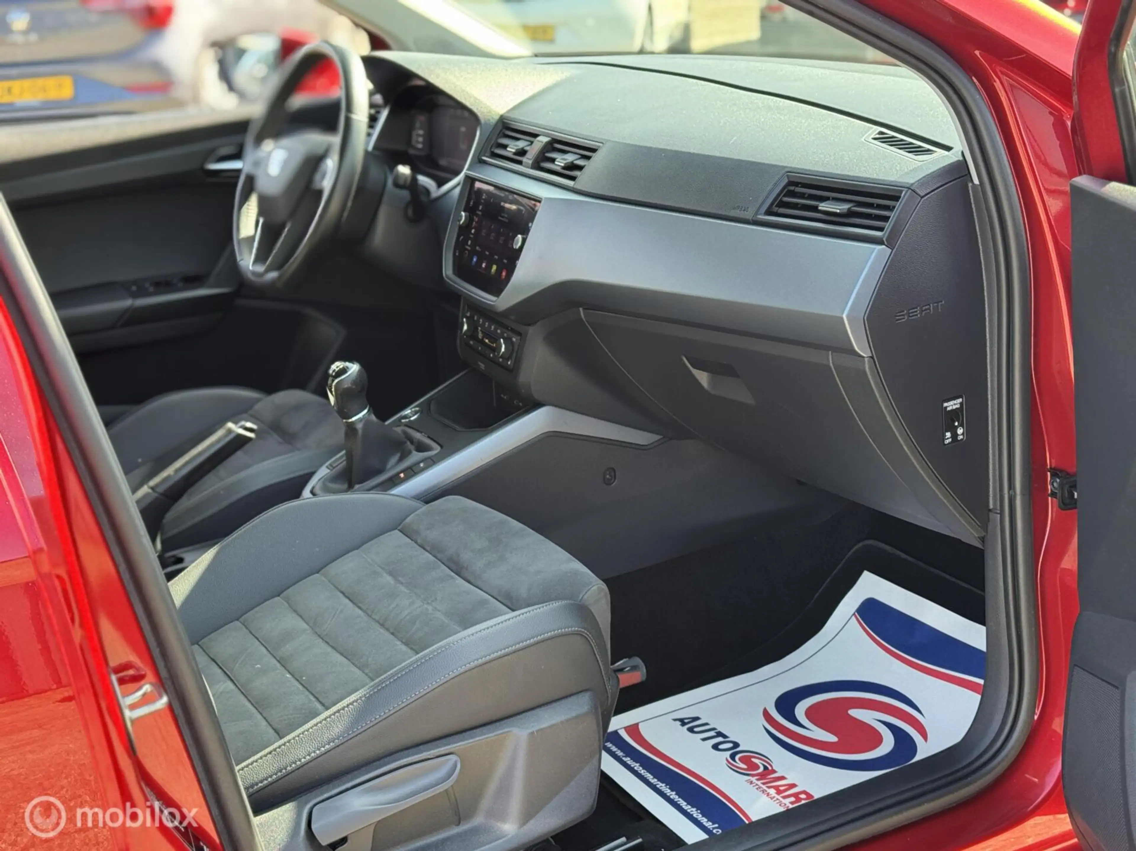SEAT Arona 1.0 TSI Style Business Intense Plus — photo 12