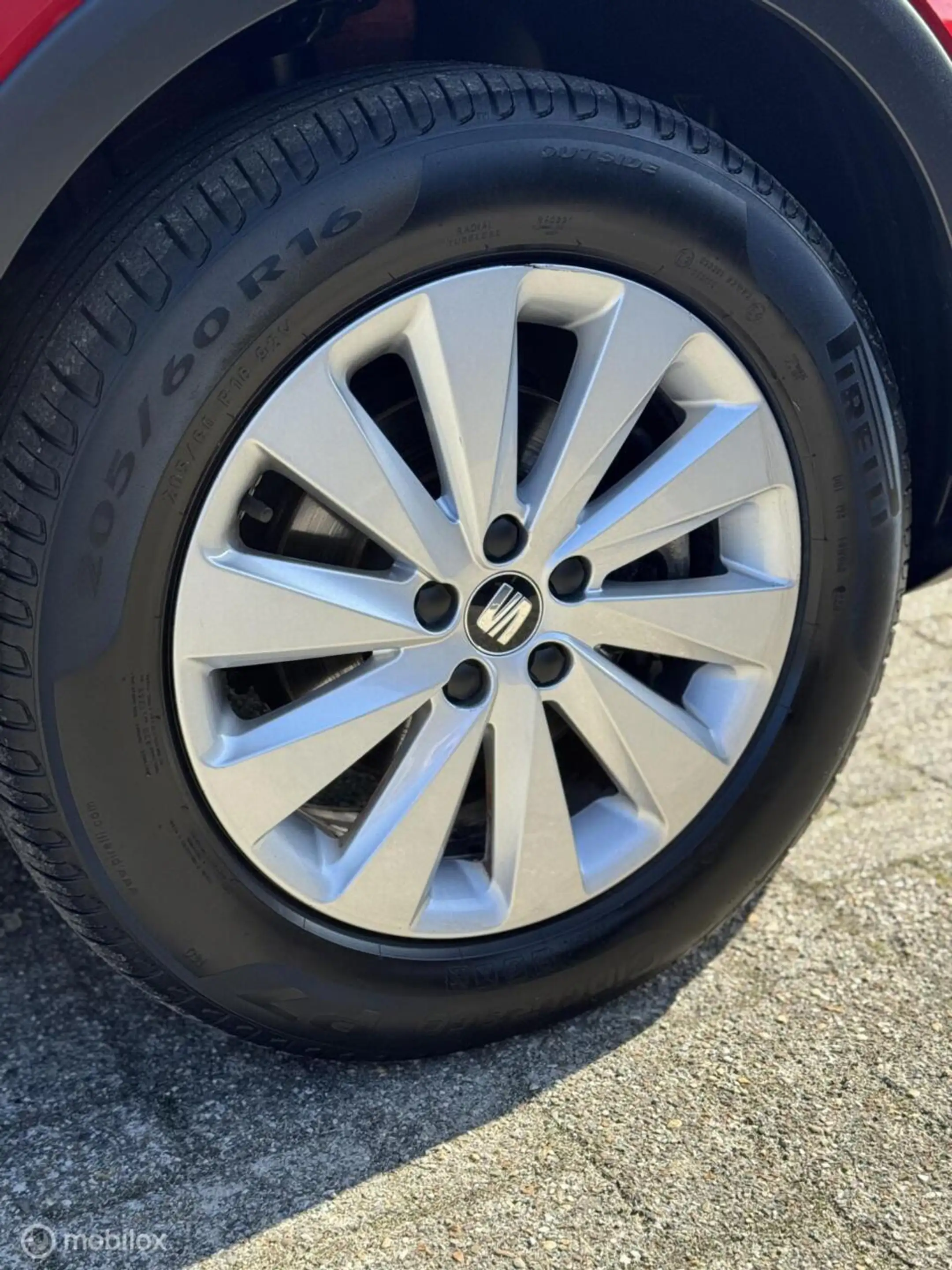 SEAT Arona 1.0 TSI Style Business Intense Plus — photo 9